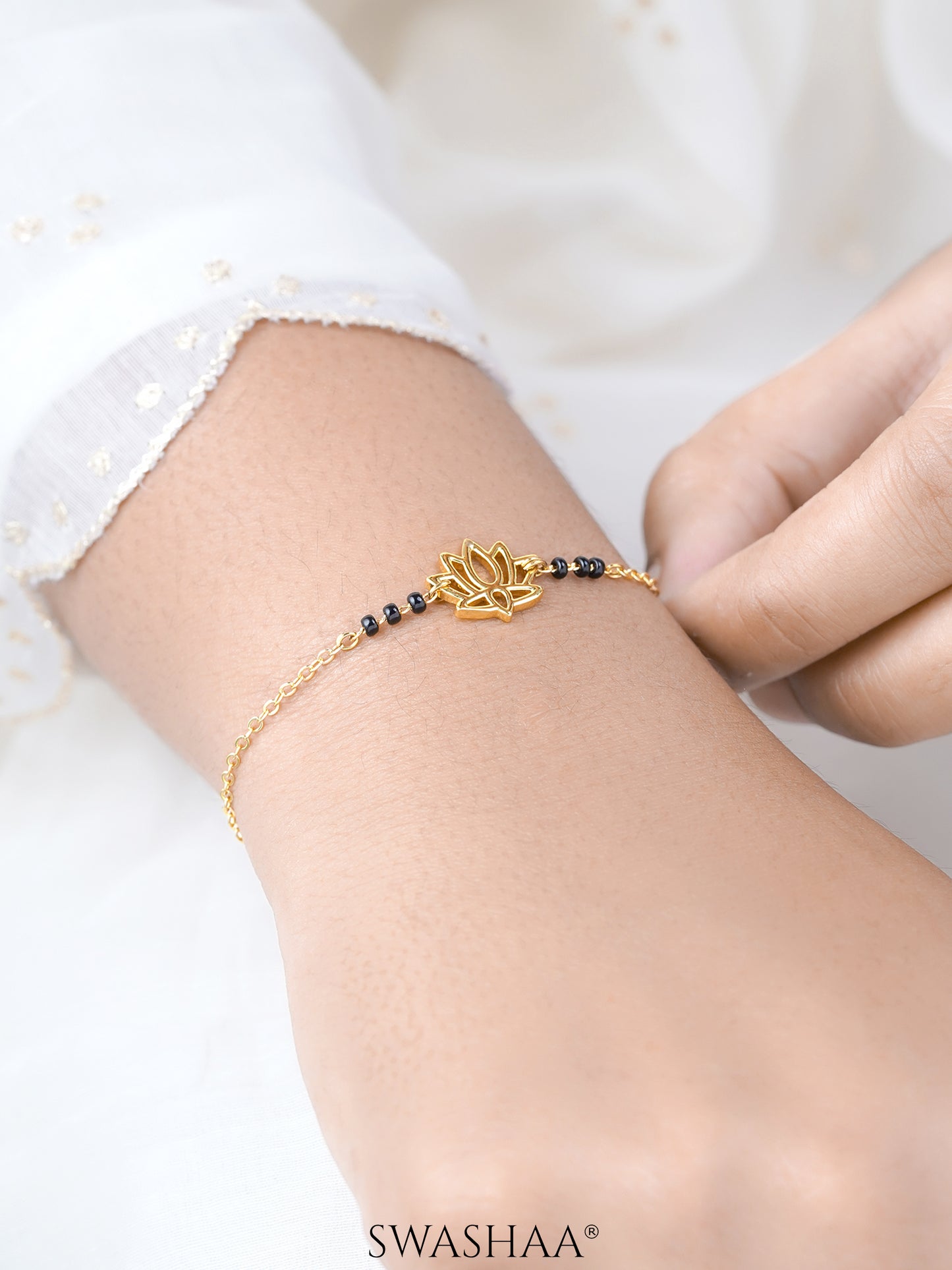 Aaradhya Lotus Motif 18K Gold Plated Mangalsutra Bracelet