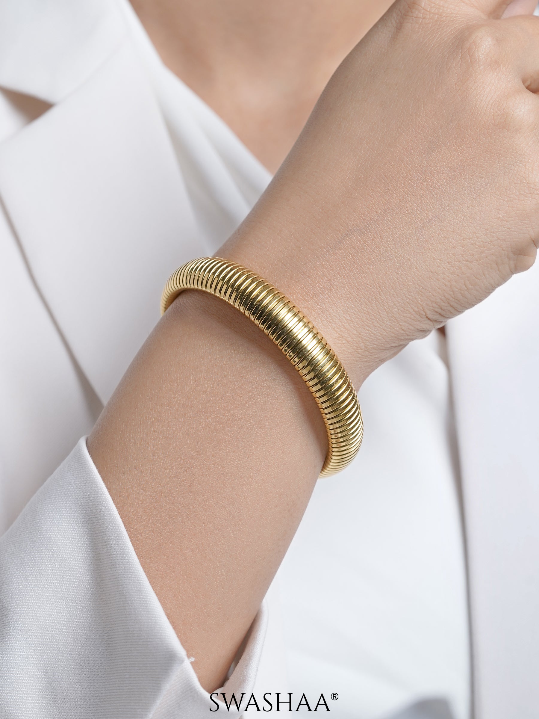 Abby Ribbed Bangle 18K Gold Plated Bracelet