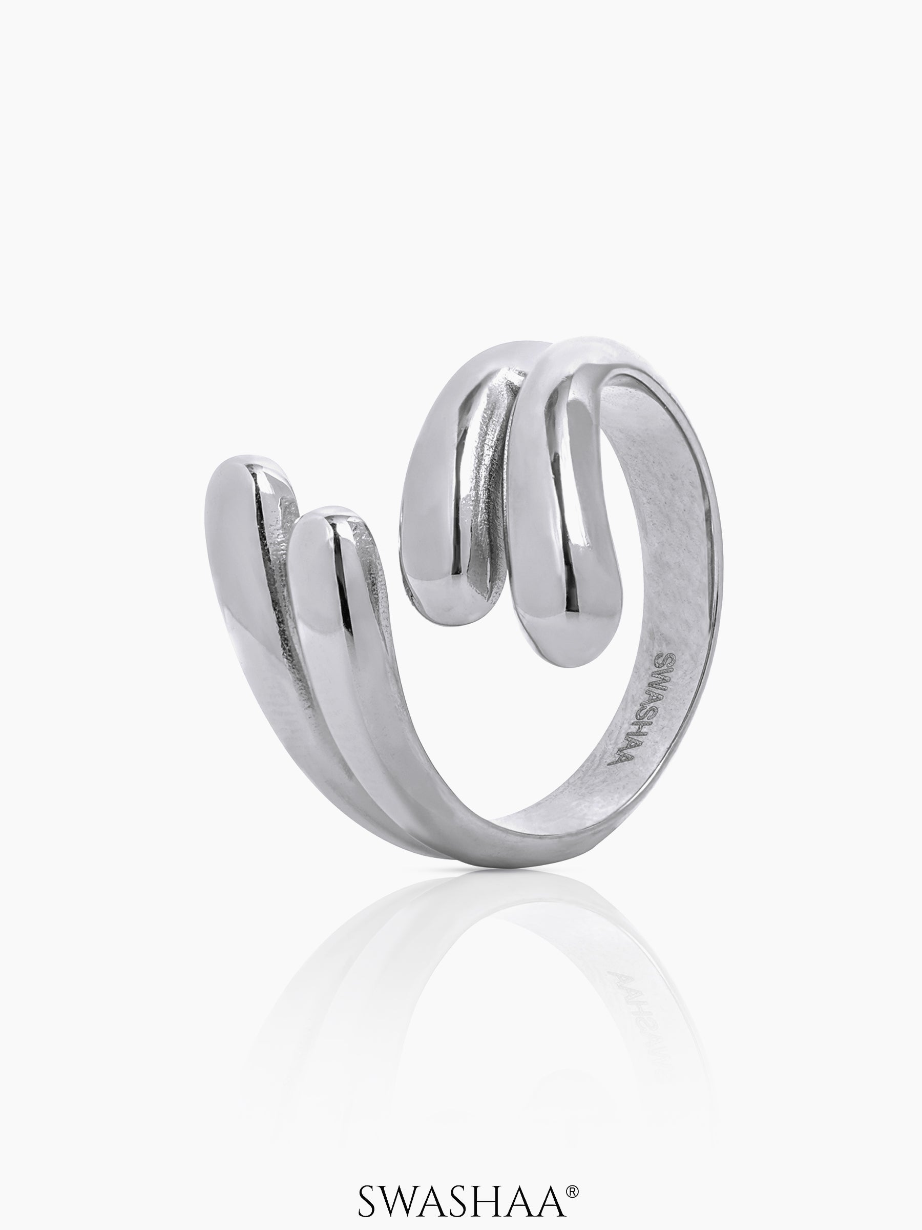 Aella Fluid Spiral Wrap Silver Ring