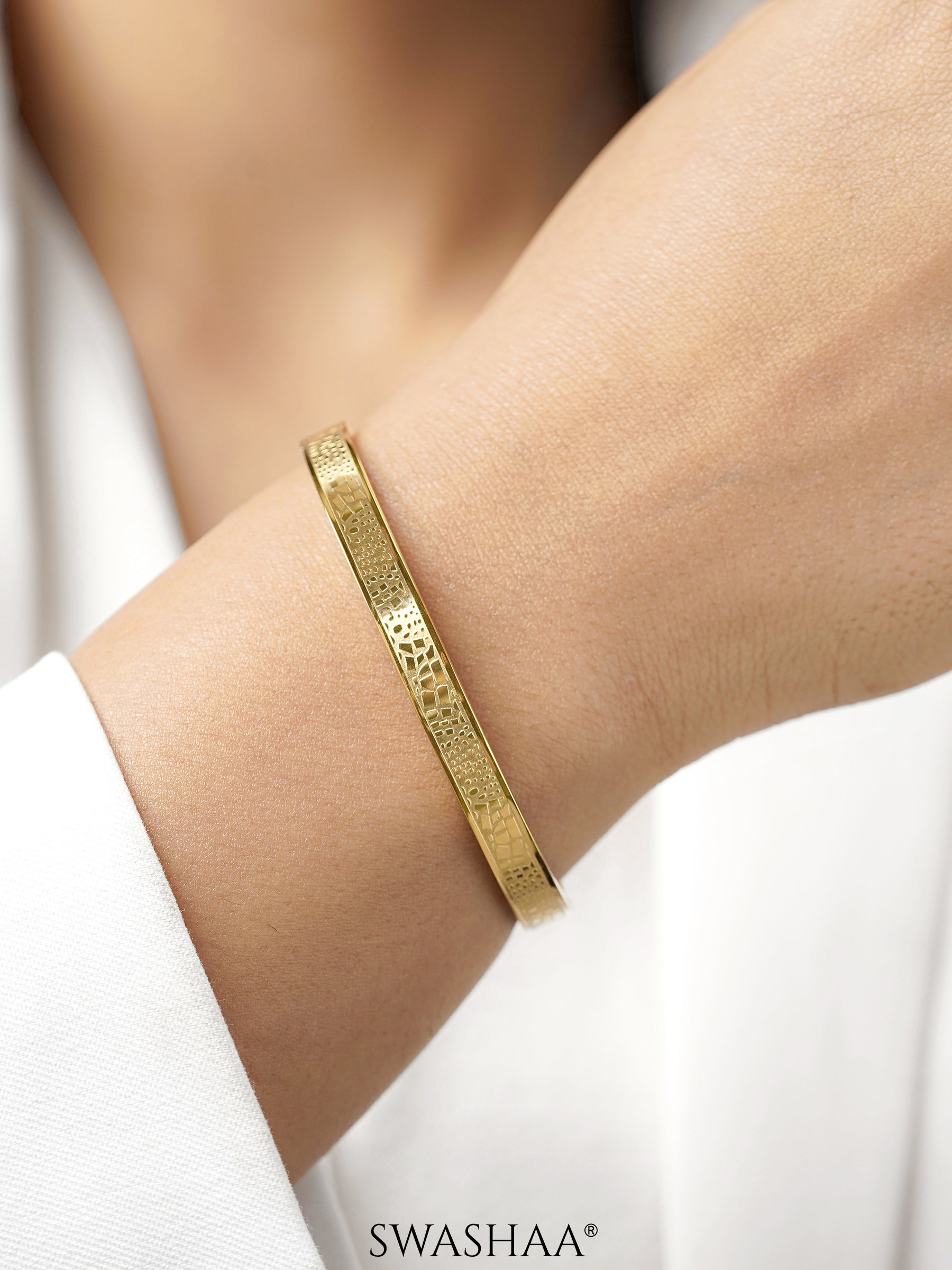 Anthony Minimal Textured 18K Gold Plated Bracelet