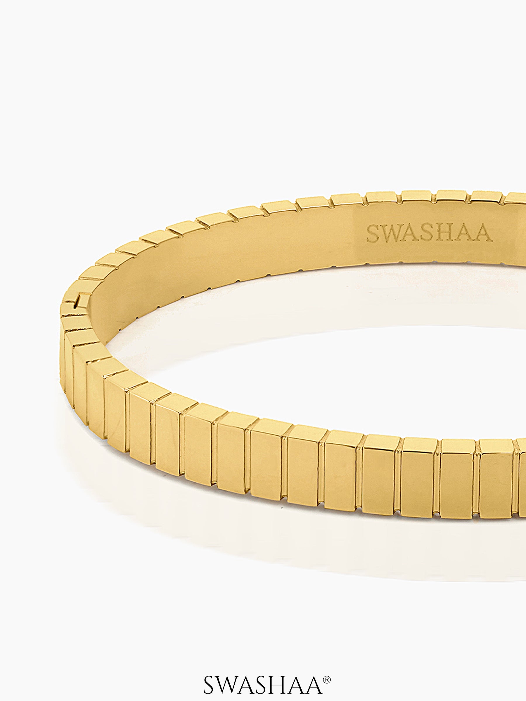 Aurelith Ribbed 18K Gold Plated Kada Band Bracelet