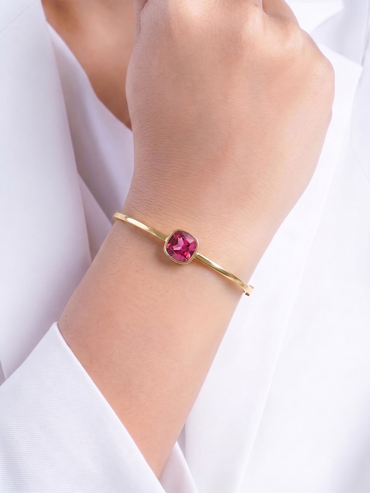 Caesar Pink Solitaire 18K Gold Plated Women's Solid Band Bracelets