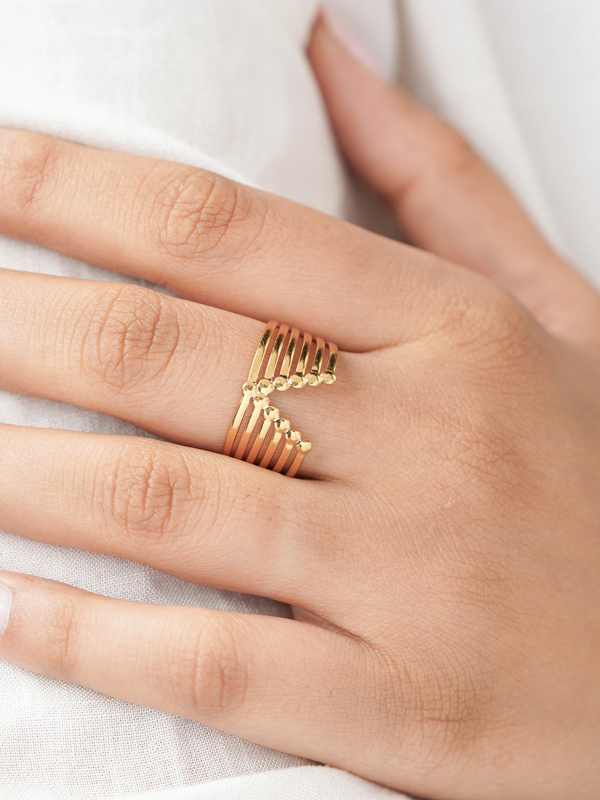 Chiara Subtle V-shape Rounded Tips 18K Gold Plated Ring