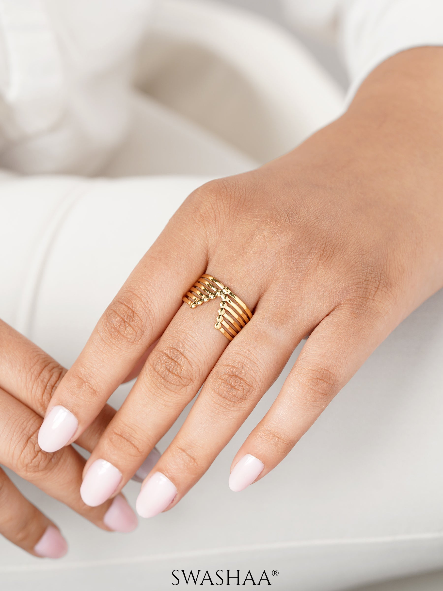 Chiara Subtle V-shape Rounded Tips 18K Gold Plated Ring