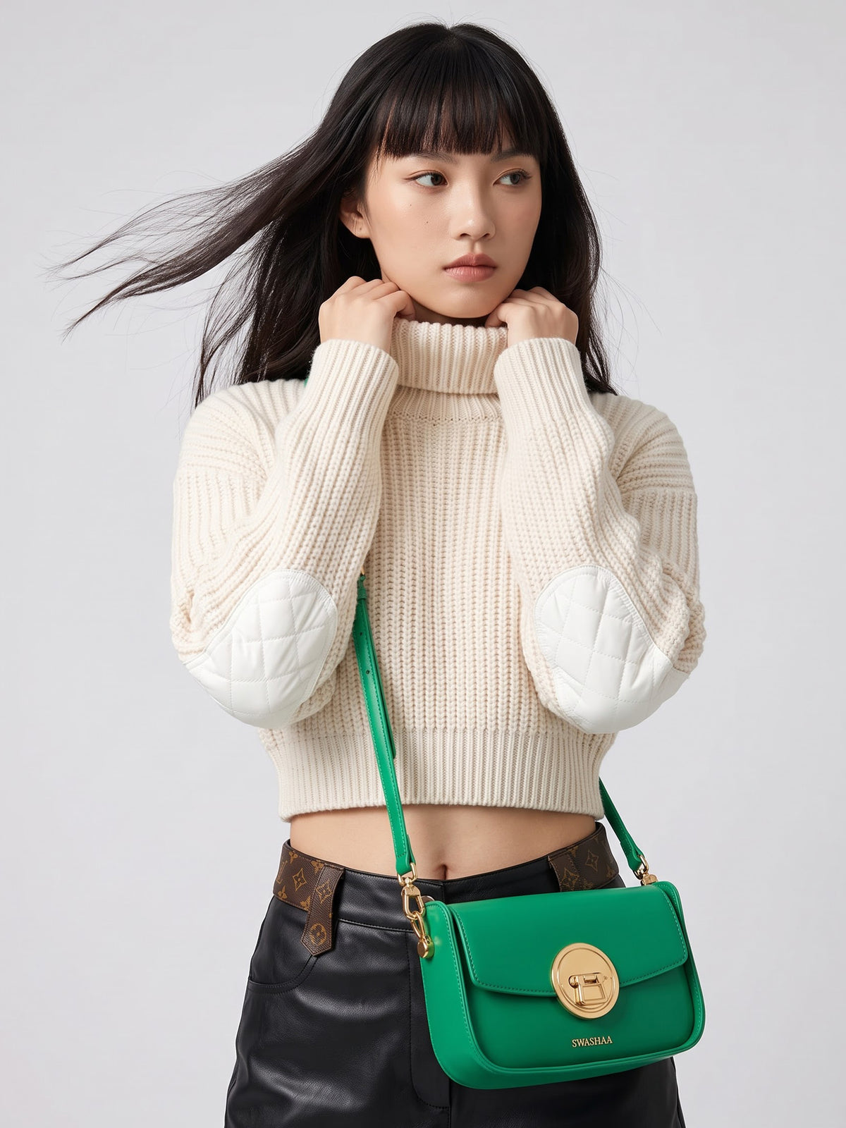 Giva Emerald Green Luxe Clasp Women's Leather Sling Bag