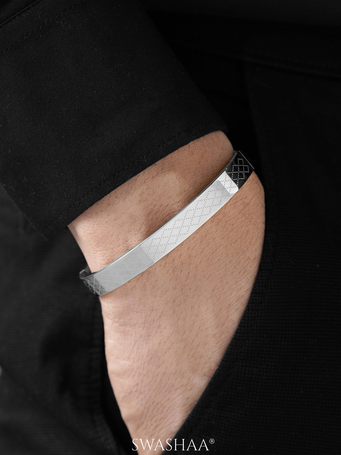 Ian Geomatric Pattern Silver Men's Kada