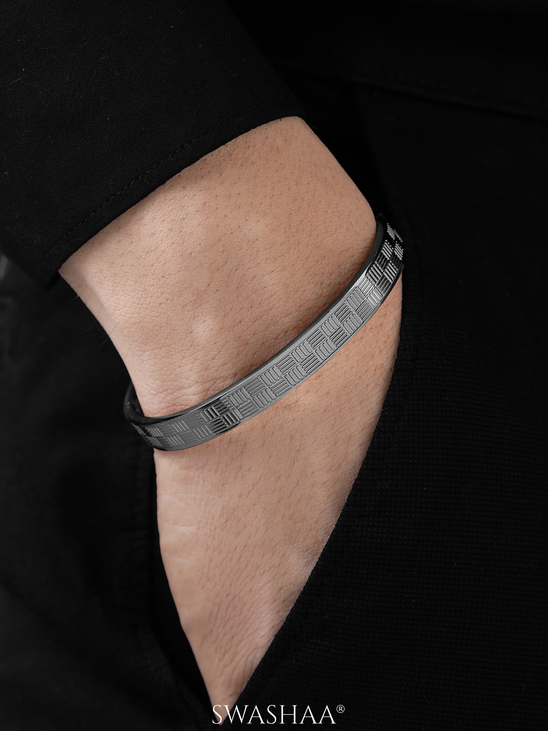 Jax Geometric Pattern Black Men's Kada