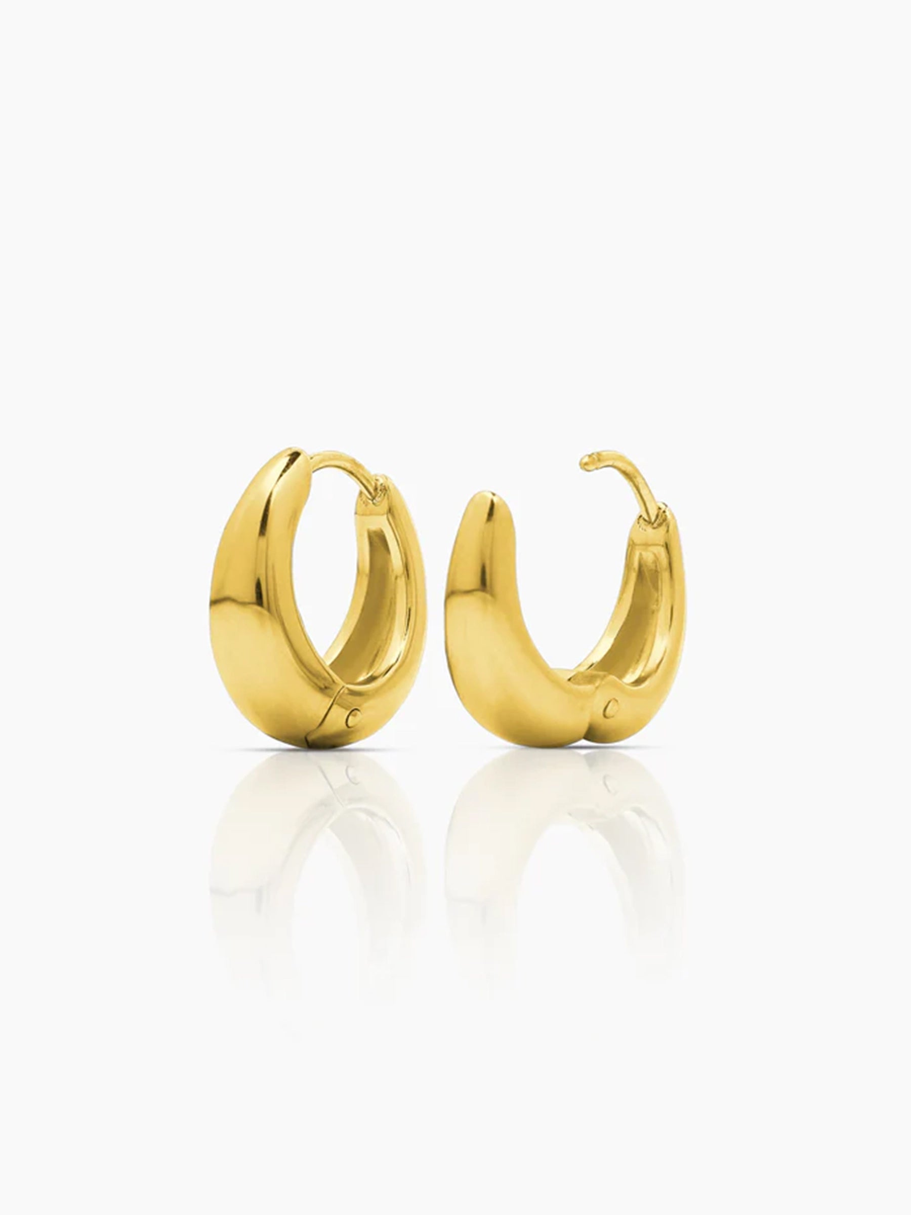 Kaizo Chunky Shiny 18K Gold Plated Men's Round Hoop Earrings