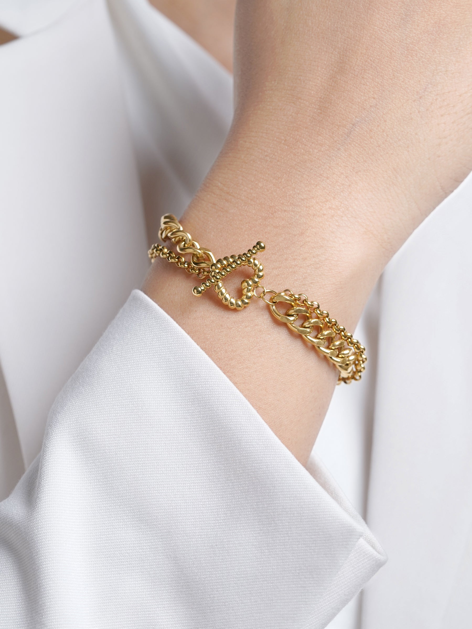 Kian Link Layered Heart Toggle Clasp 18K Gold Plated Women's Loose Chain Bracelet