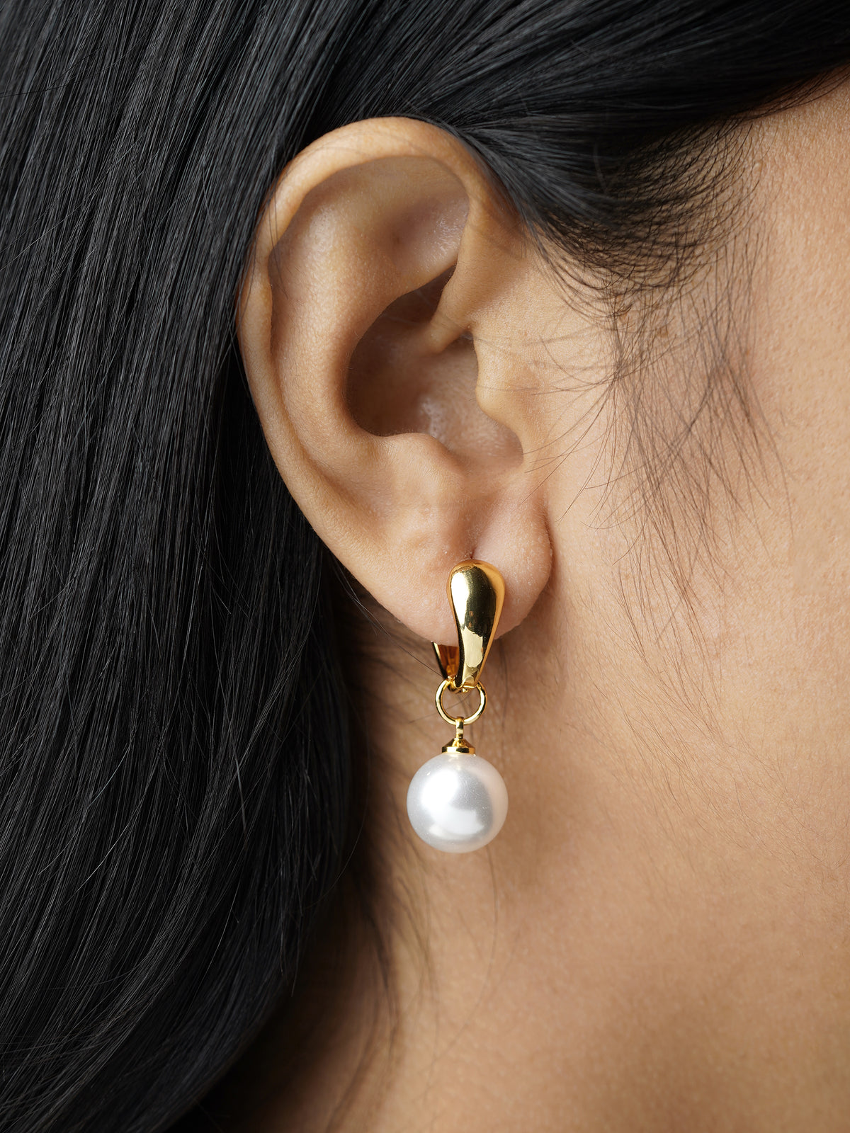 Lenore Teardrop Hinge Pearl 18K Gold Plated Hoop Earrings