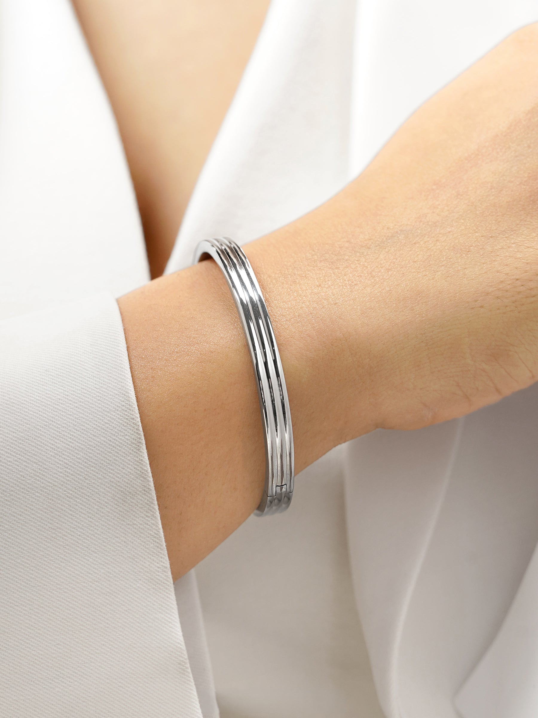 Leo Classic Silver Bracelet