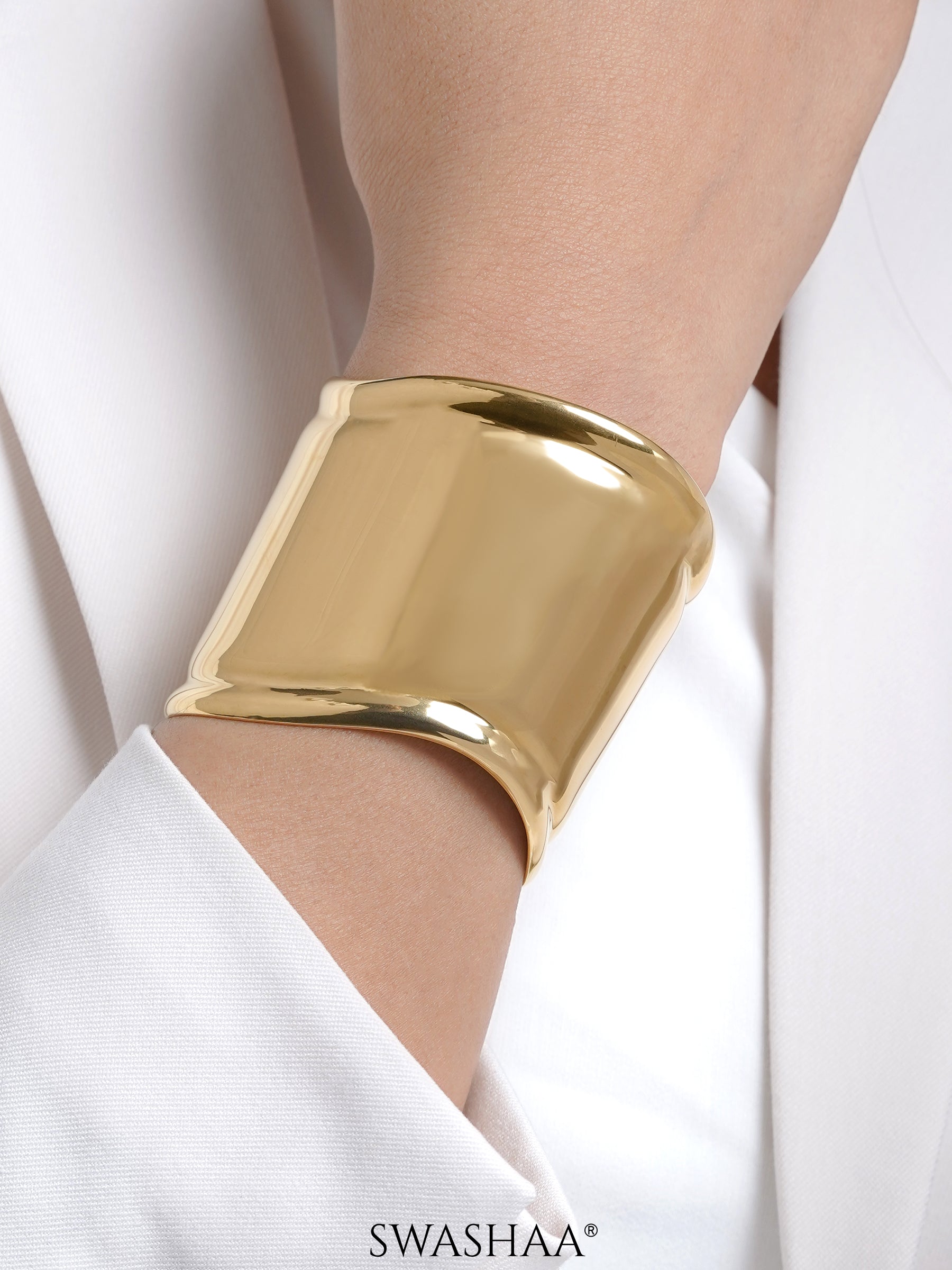Lunava Bold Curve 18K Gold Plated Cuff Bracelet