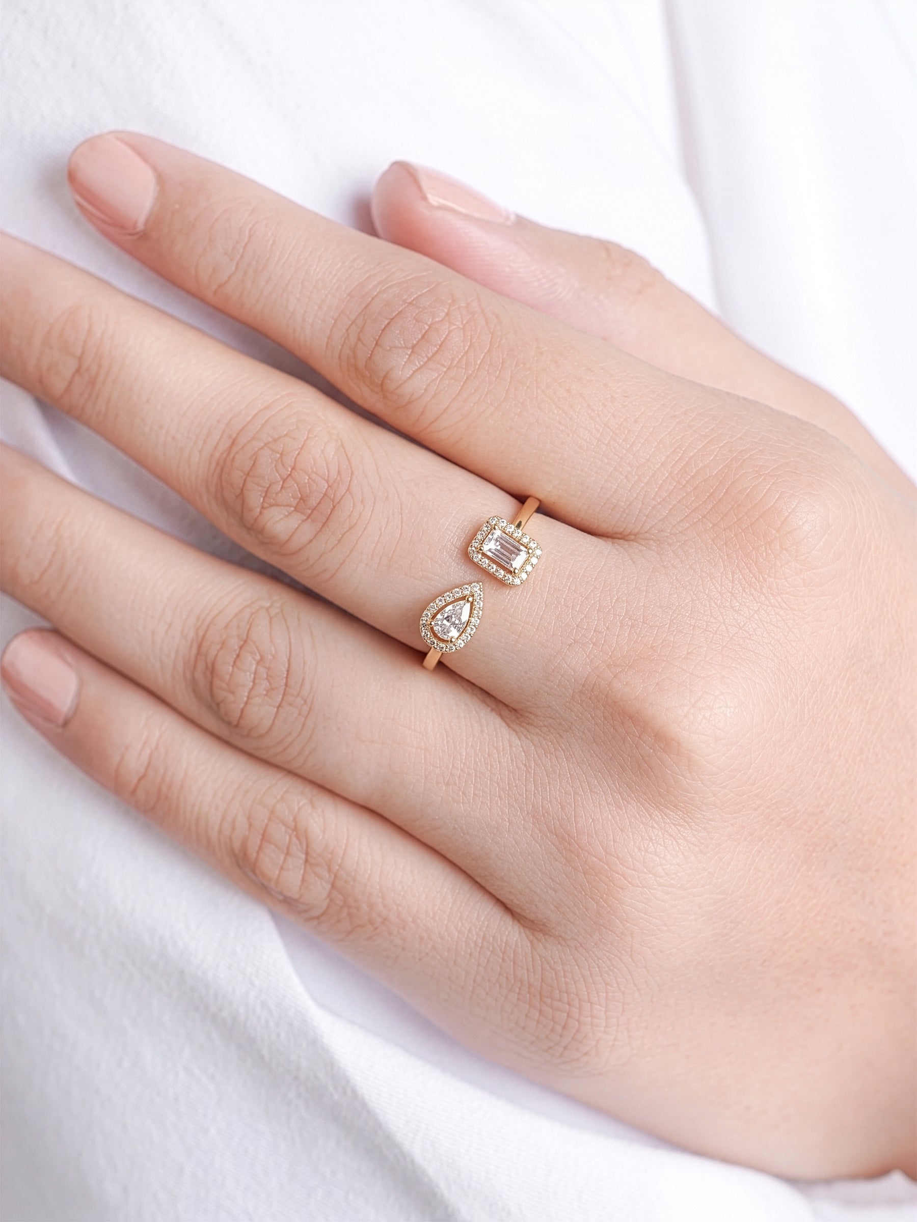 Lurella Solitaire 18K Gold Plated Women's Ring - Swashaa