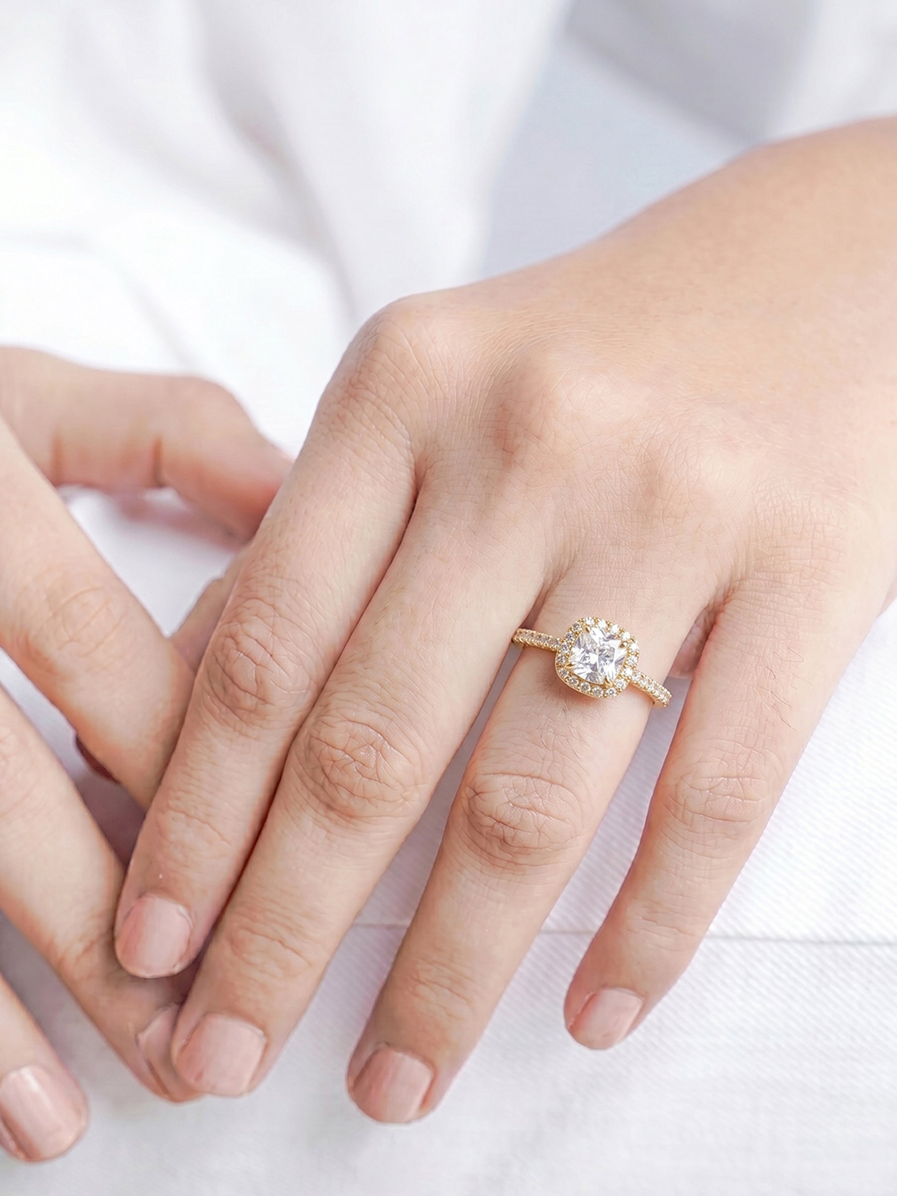 Lureza Solitaire Halo 18K Gold Plated Women's Ring - Swashaa