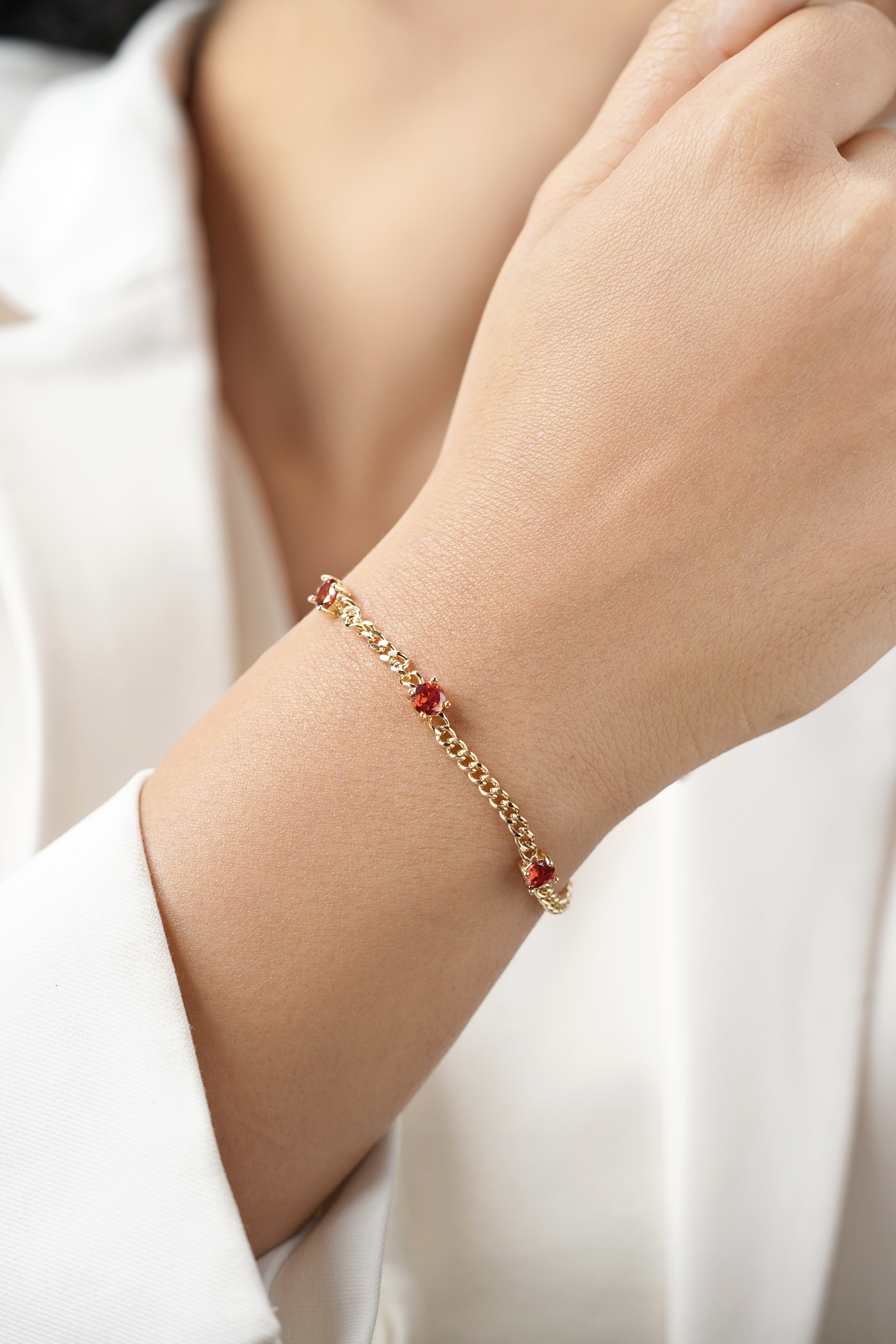 Margaret Red Stone 18K Gold Plated Loose Chain Bracelet