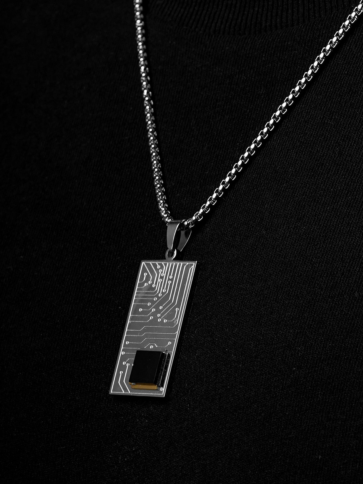 Mexa Rectangle Black Chip Men's Chain Pendant