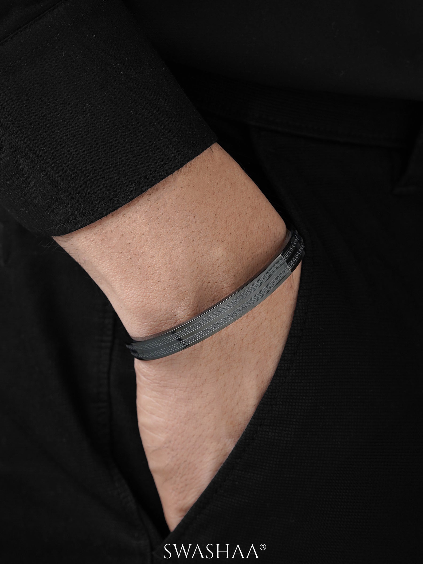 Miliano Engraved Black Men's Kada