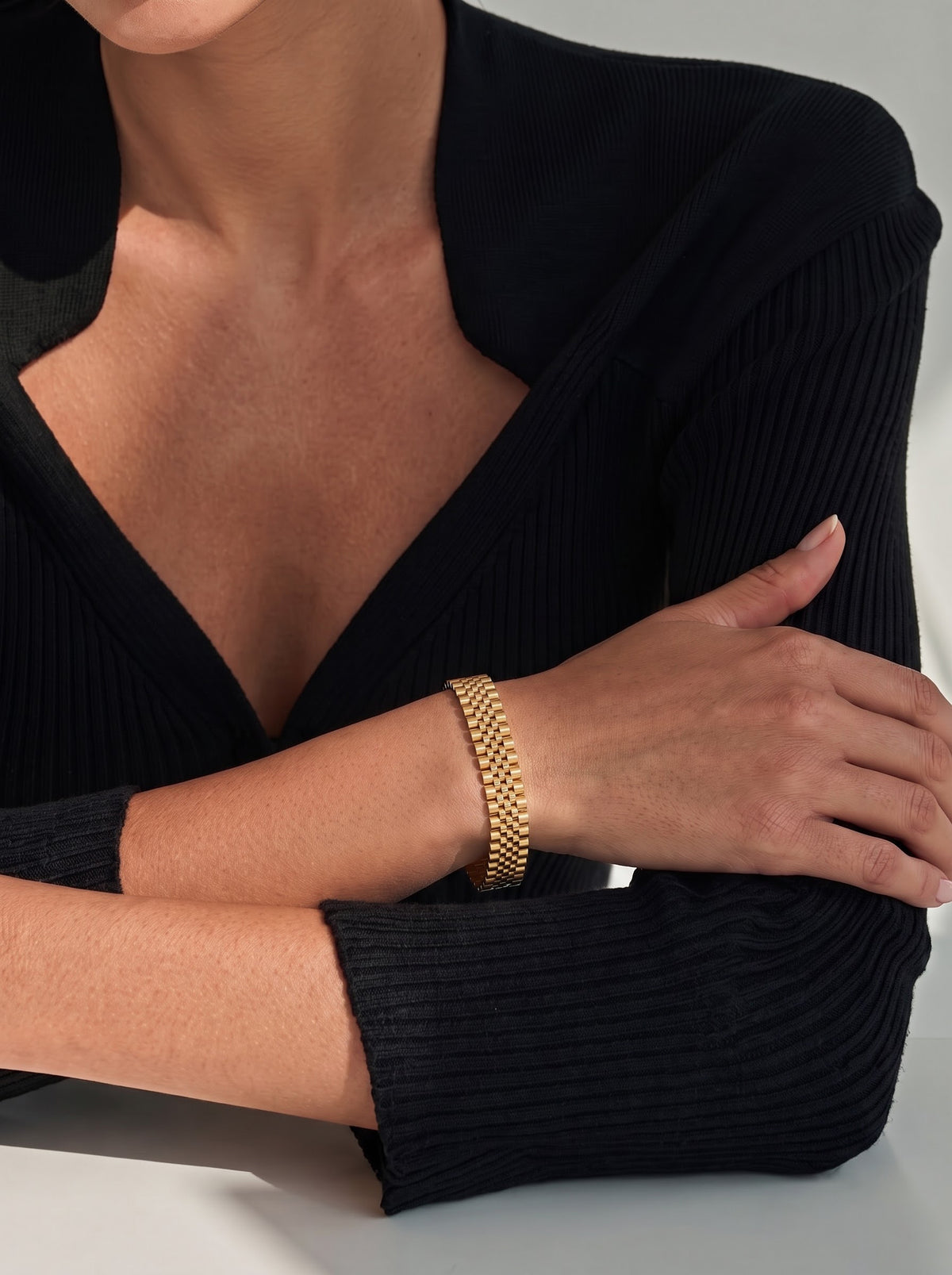 Noella Grid Link 18K Gold Plated Interlocked Segment Women's Solid Bracelet
