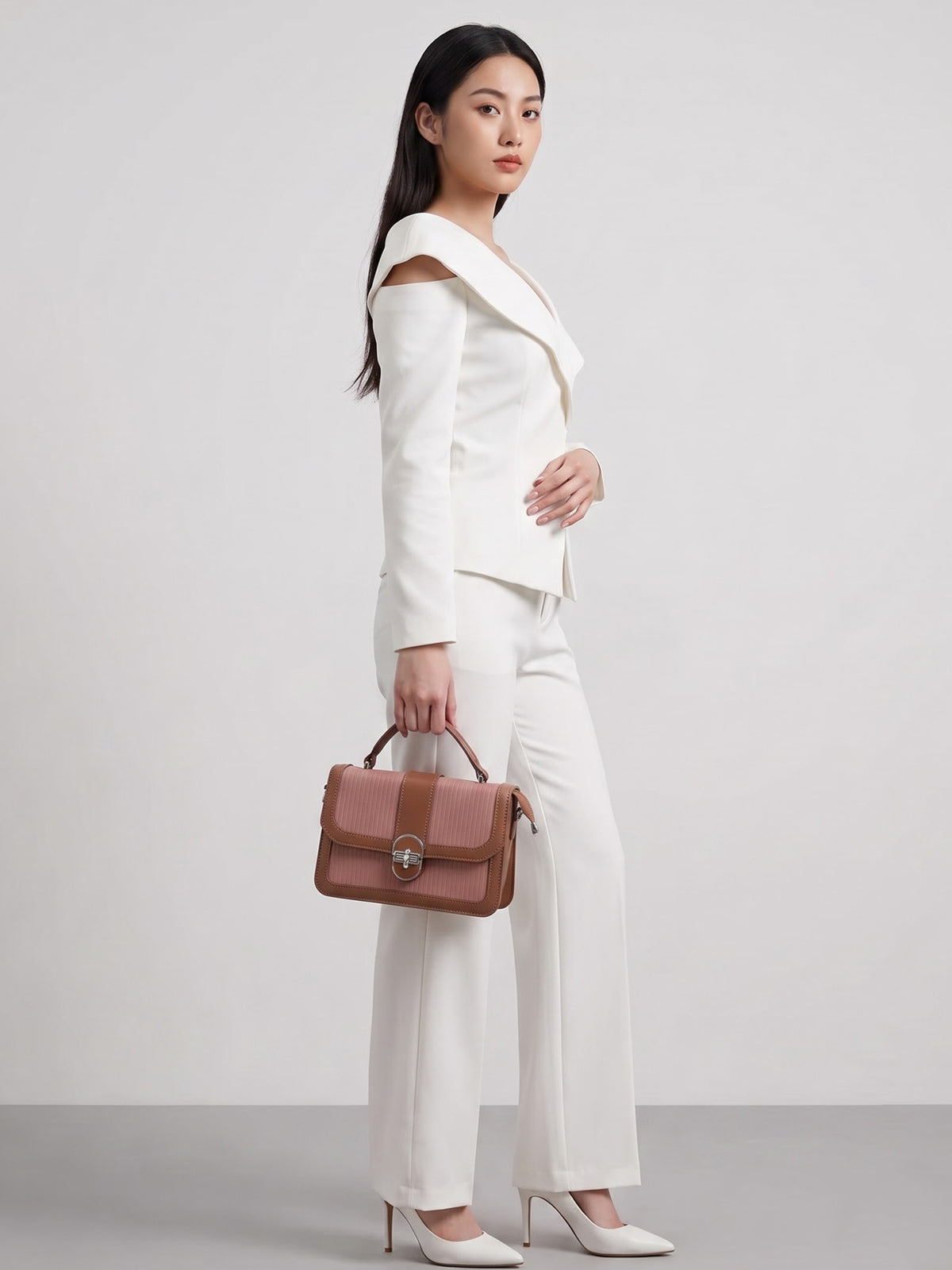 Olivia Peach Classic Mini Bag - Swashaa