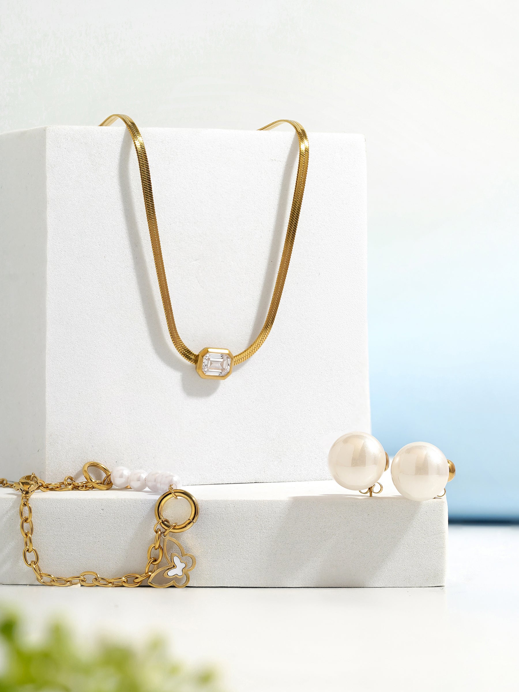 Pearl Glow Women's Set