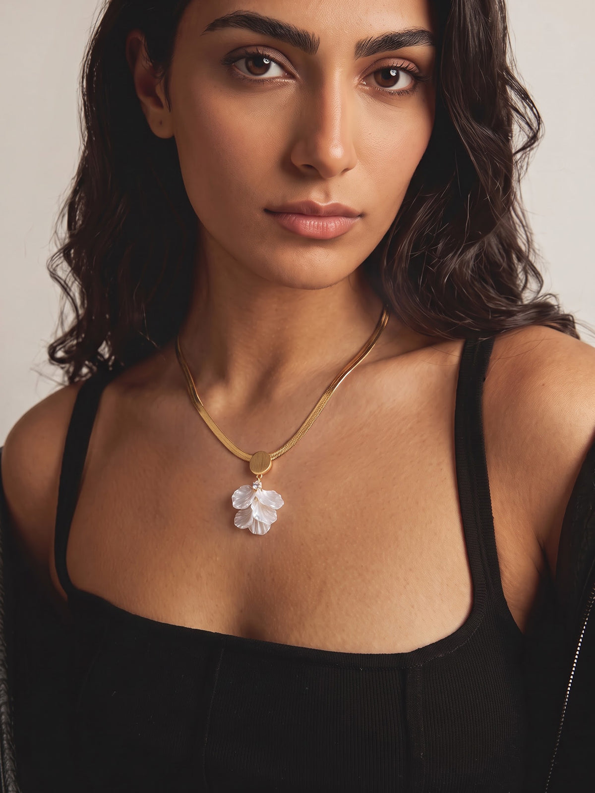 Rachel Shell Solitaire 18K Gold Plated Women's Chain Pendant Necklace