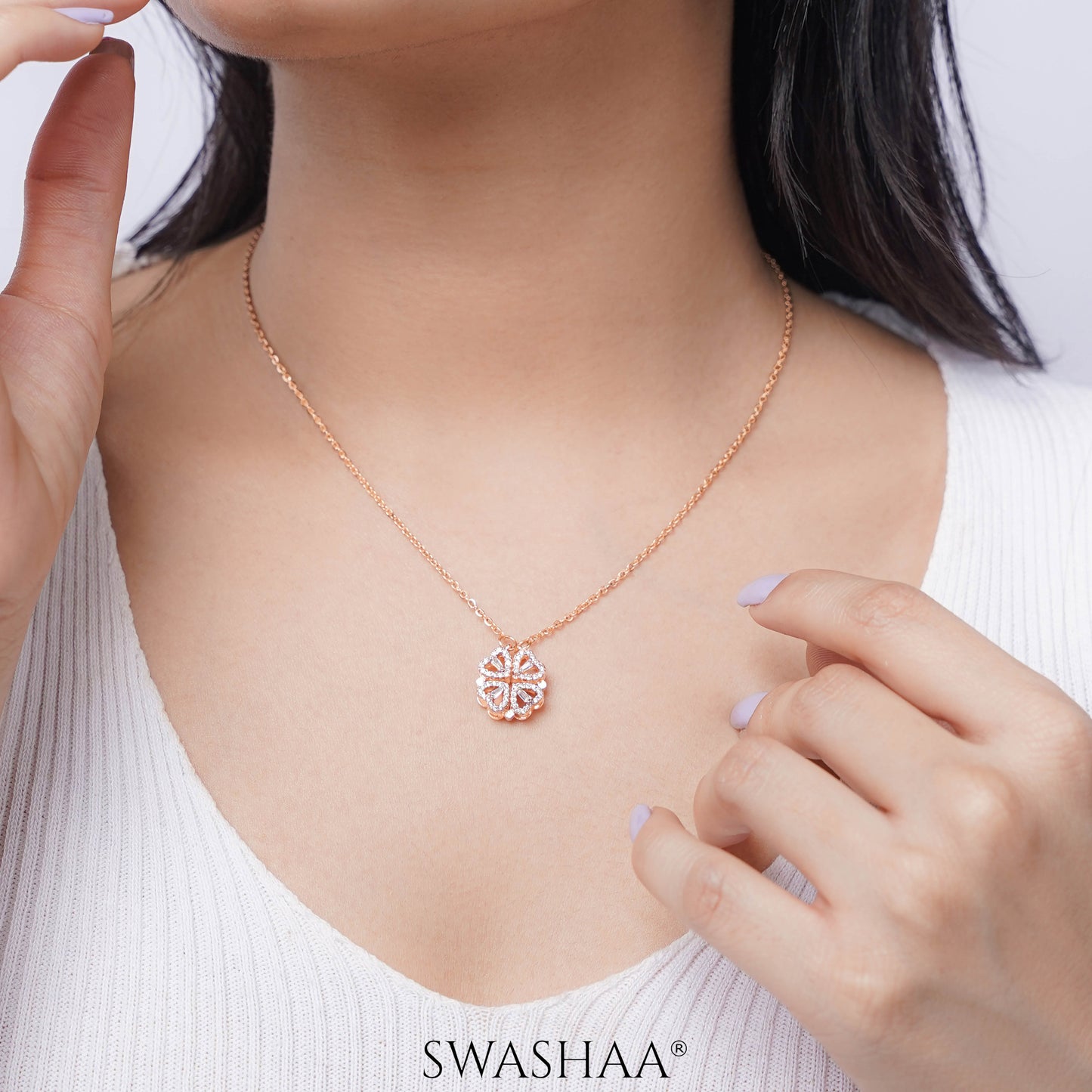 Shiny Clover Rosegold Plated Earrings