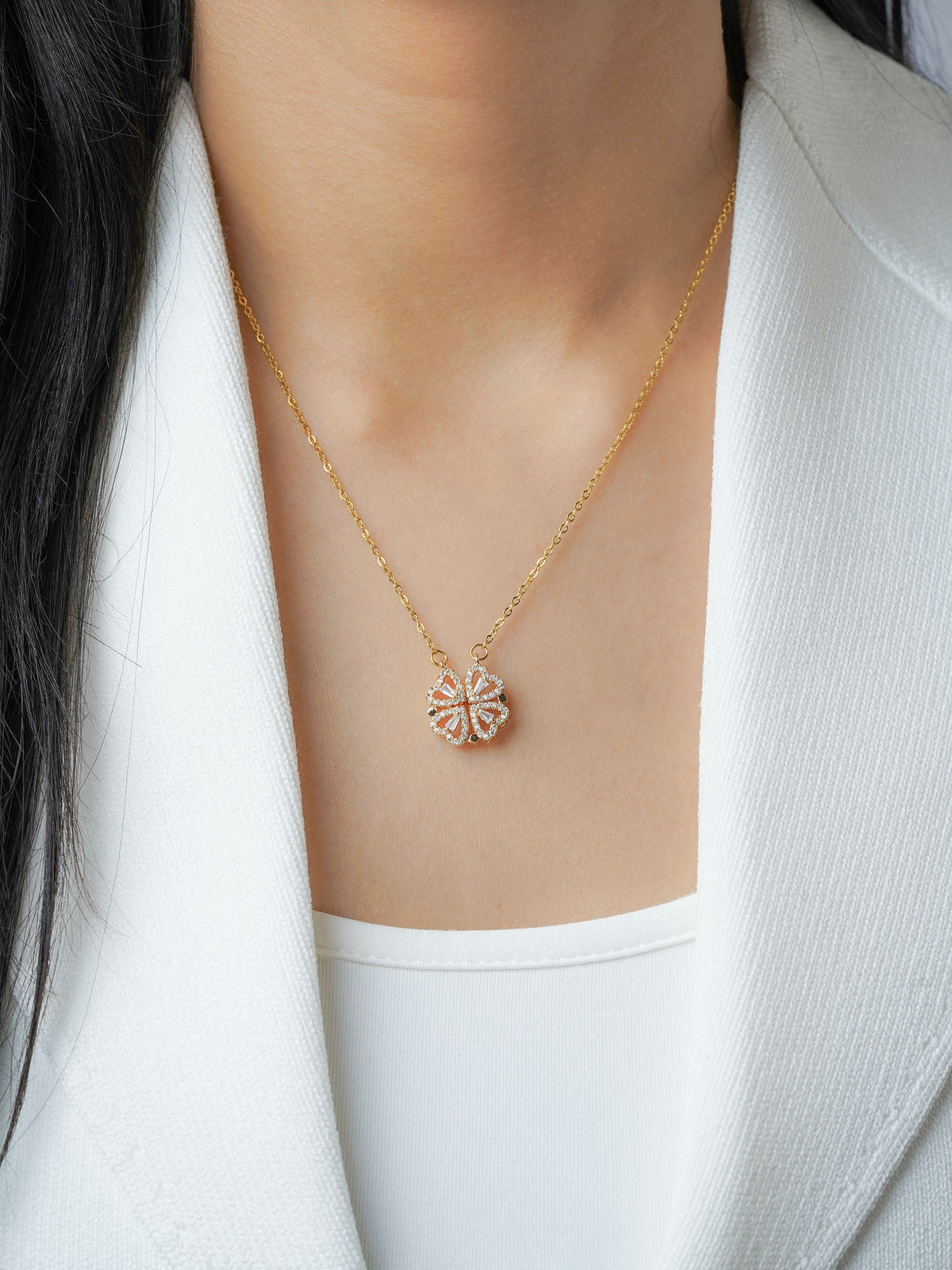 Shiny Leaf Flowe Clover Charm 18K Gold Plated Chain Pendant Necklace