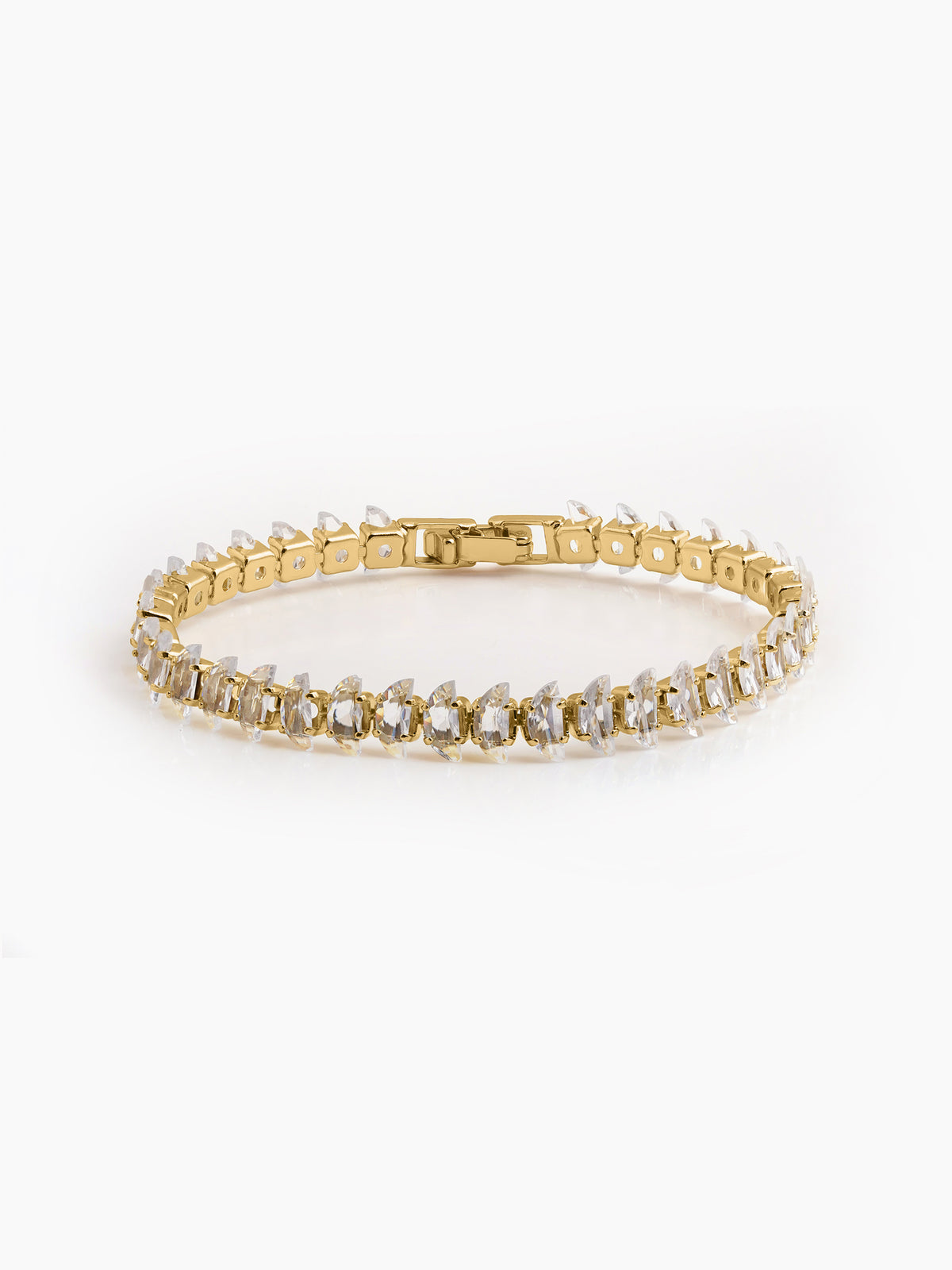 Sovira Diamond Tennis Women's Bracelet - Swashaa