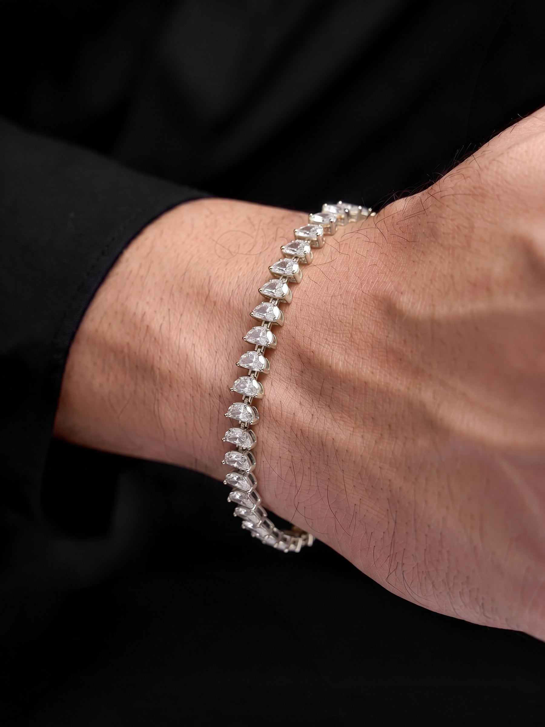 Sovira Diamond Solitaire Leaf White-Silver Tennis Statement Women's Loose Bracelet