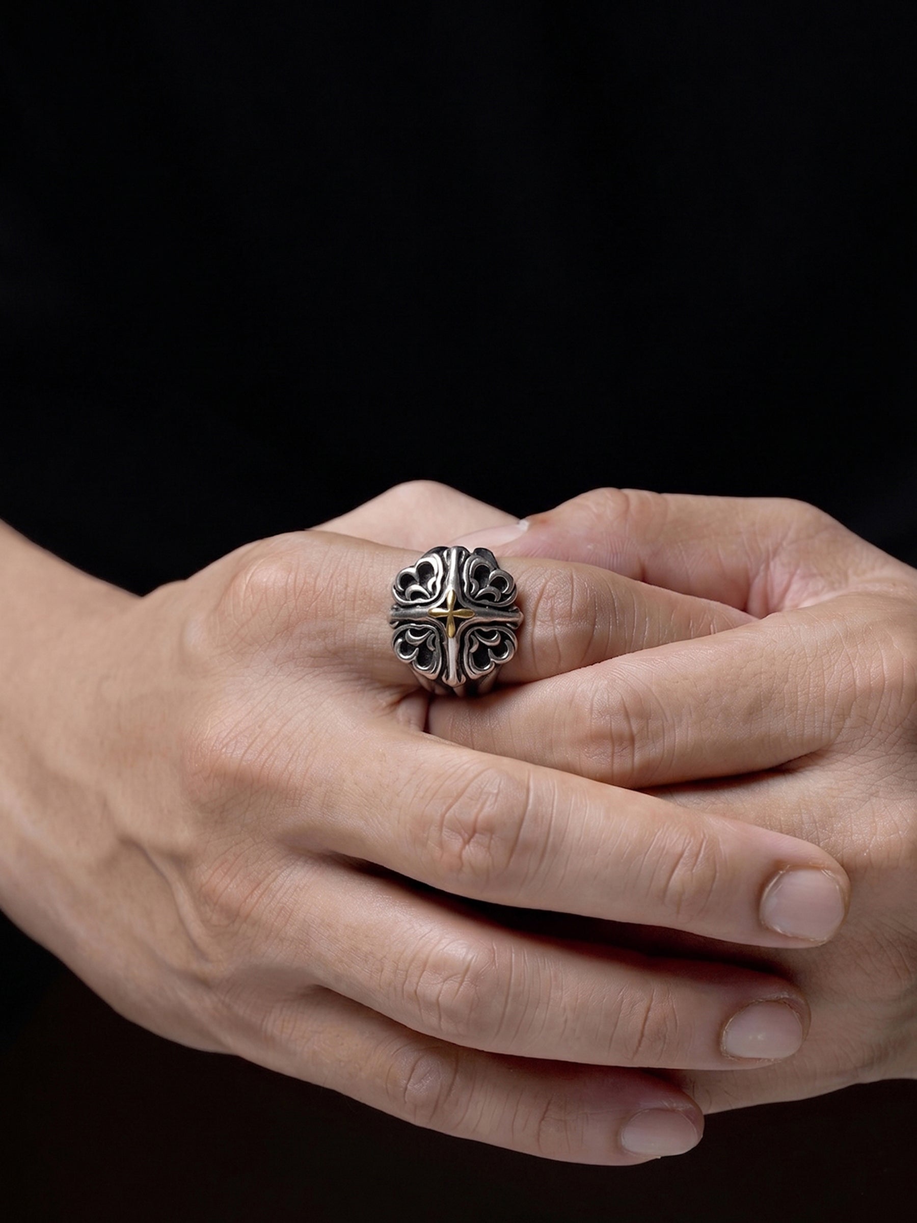 Tavren Vintage Silver - Black Men’s Ring - Swashaa