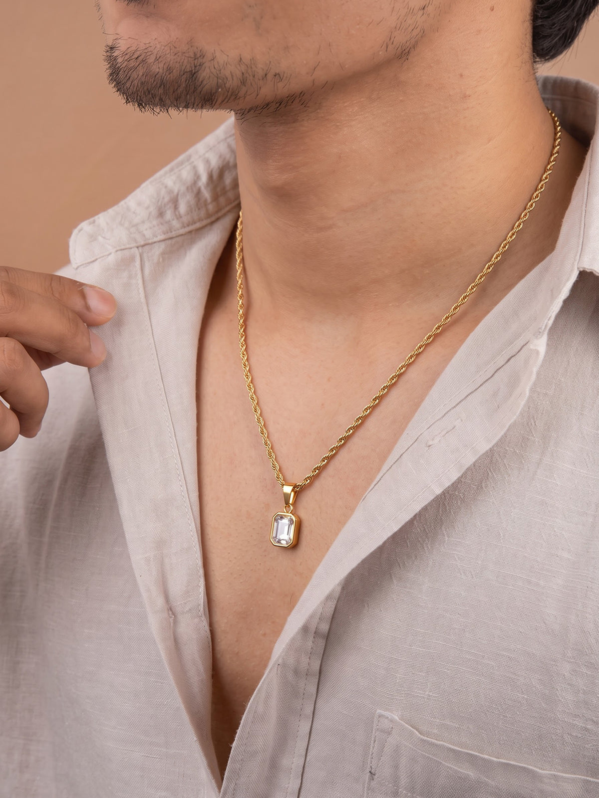 Vigor Diamond Solitaire 18K Gold Plated Men's Rope Chain Pendant Necklace