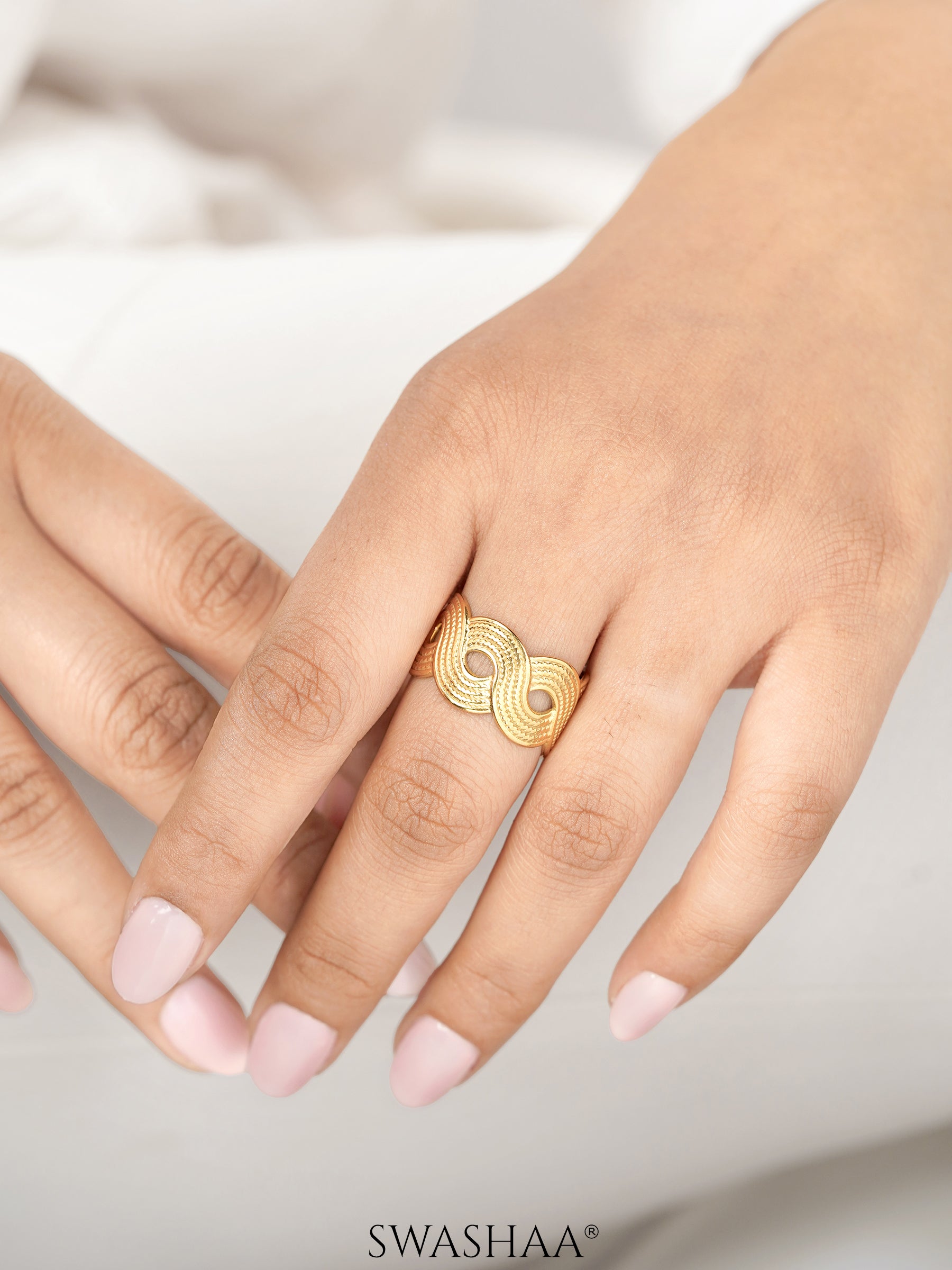 Zion Twisted Wavy Infinity Adjustable 18K Gold Plated Ring