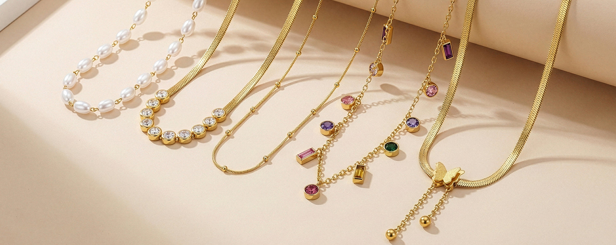 Exquisite Swashaa Necklace - A dazzling piece of jewelry adorned with intricate designs and sparkling gemstones.
