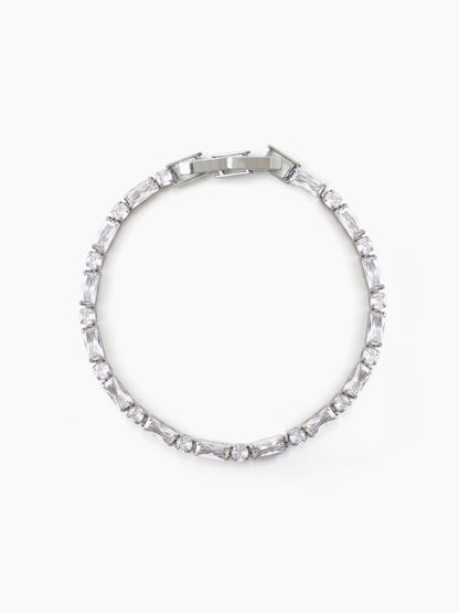 Aahir Diamond Solitaire Silver Rakhi