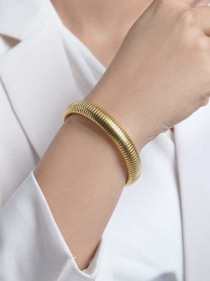 Abby Ribbed Bangle 18K Gold Plated Women's Band Bracelet