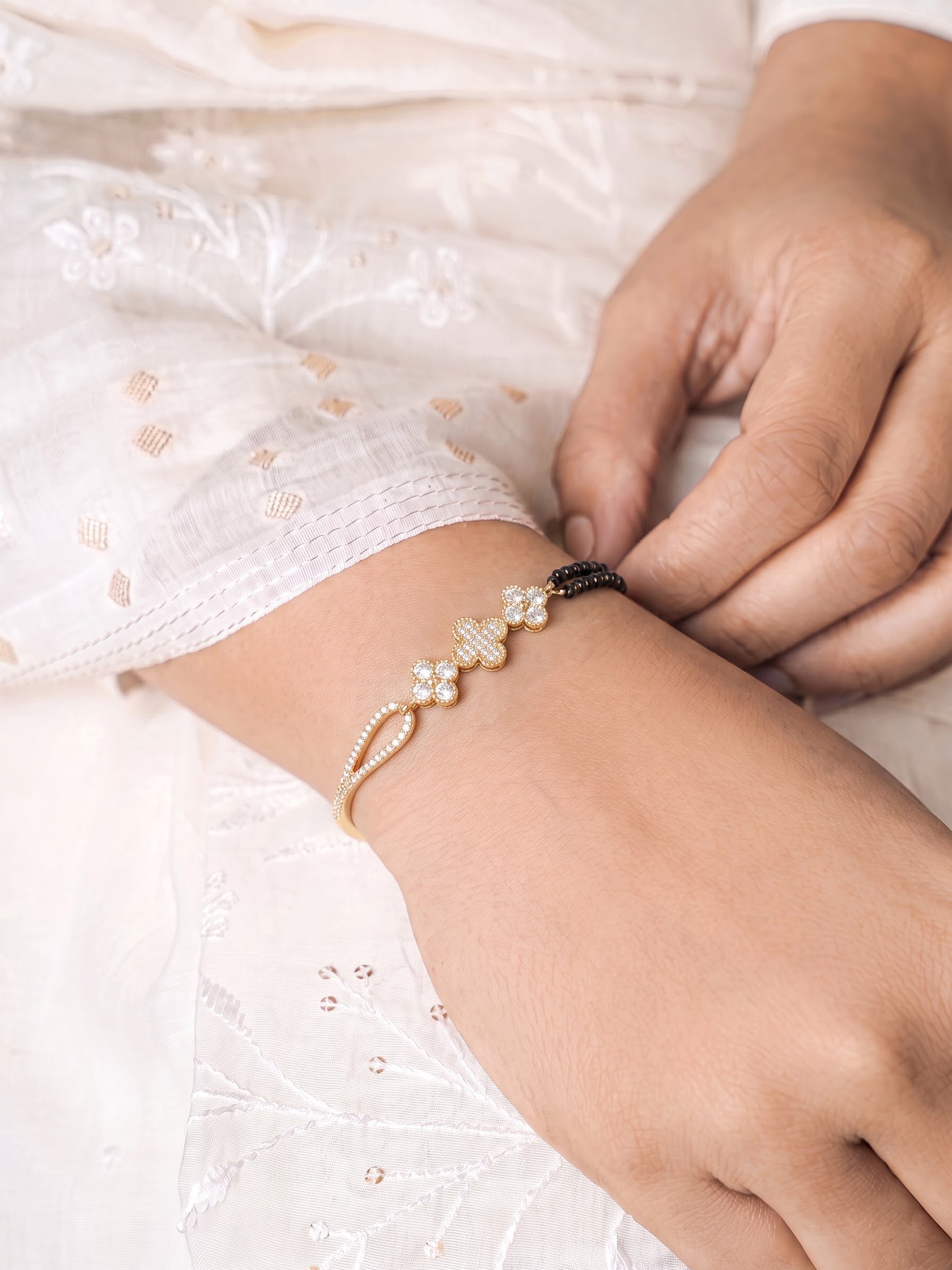 Anali Clover Diamond 18K Gold Plated Women's Mangalsutra Bracelet