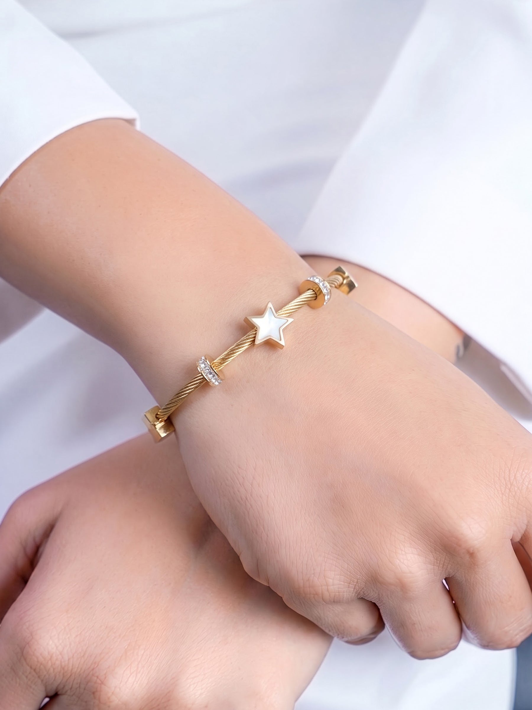 Ansera Diamond Black White Star 18K Gold Plated Women's Solid Bracelets