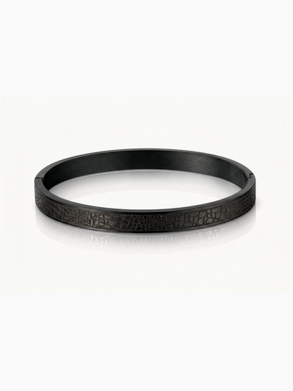 Anthony Minimal Textured Black Bracelet