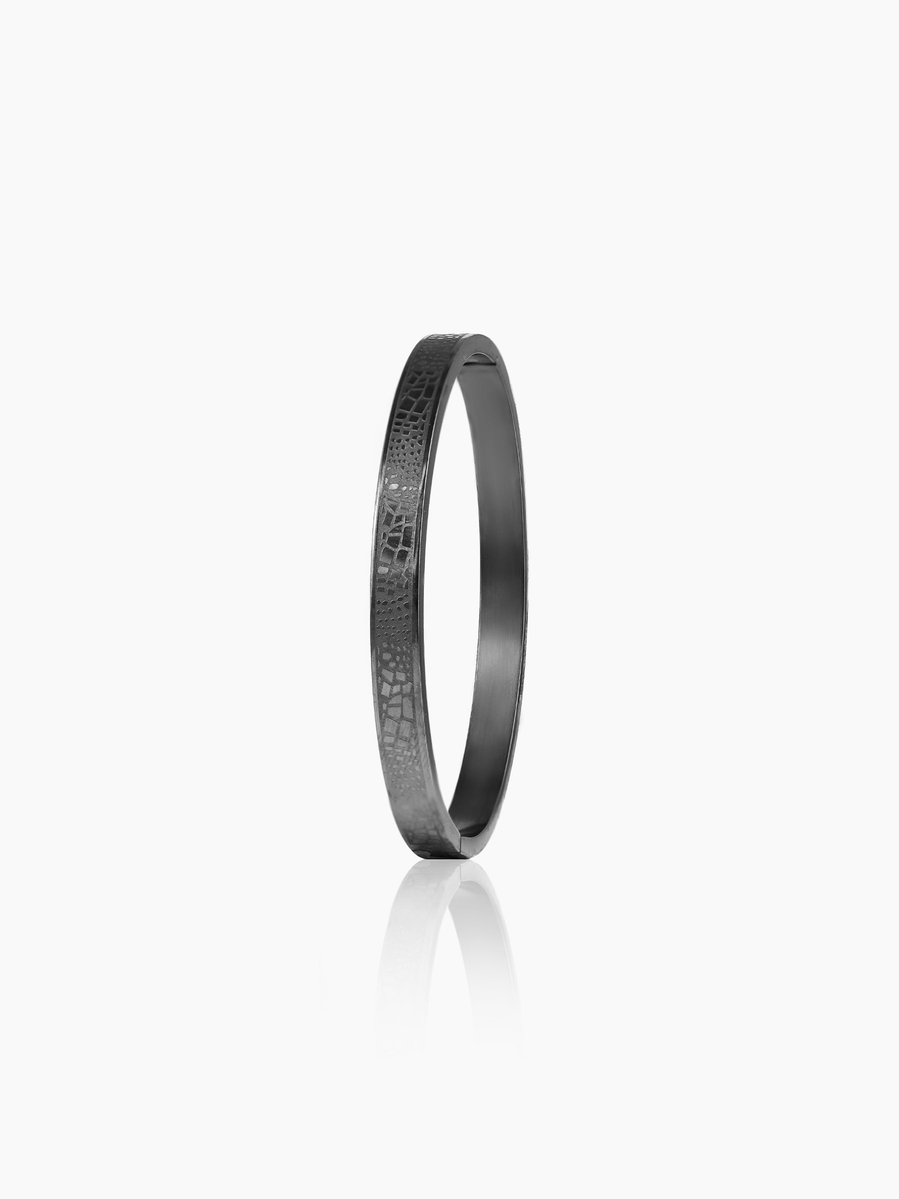 Anthony Minimal Textured Black Bracelet