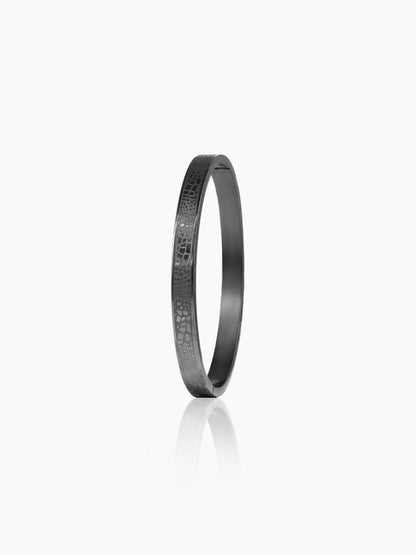Anthony Minimal Textured Black Bracelet