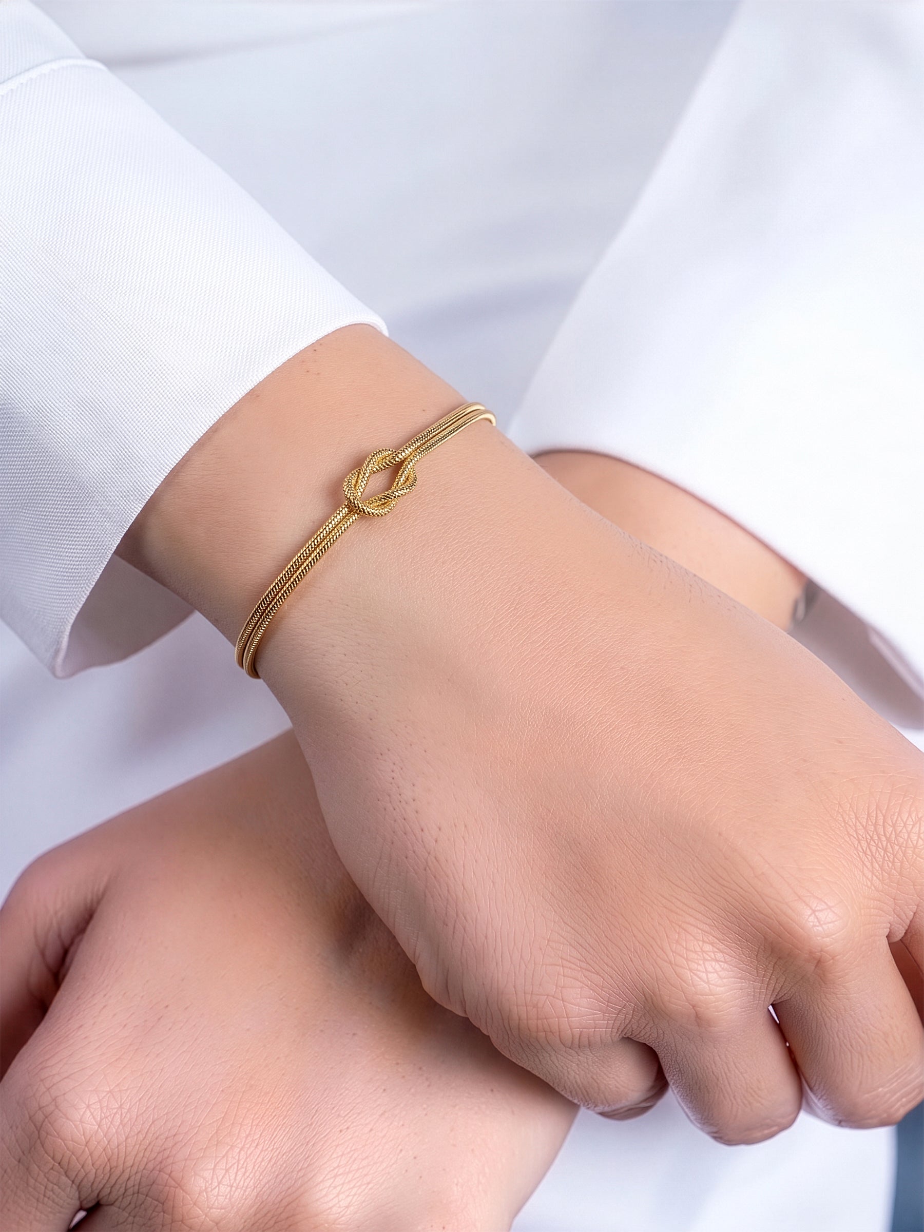 Anveta Knot 18K Gold Plated Women's Layered Round Snake Chain Bracelet