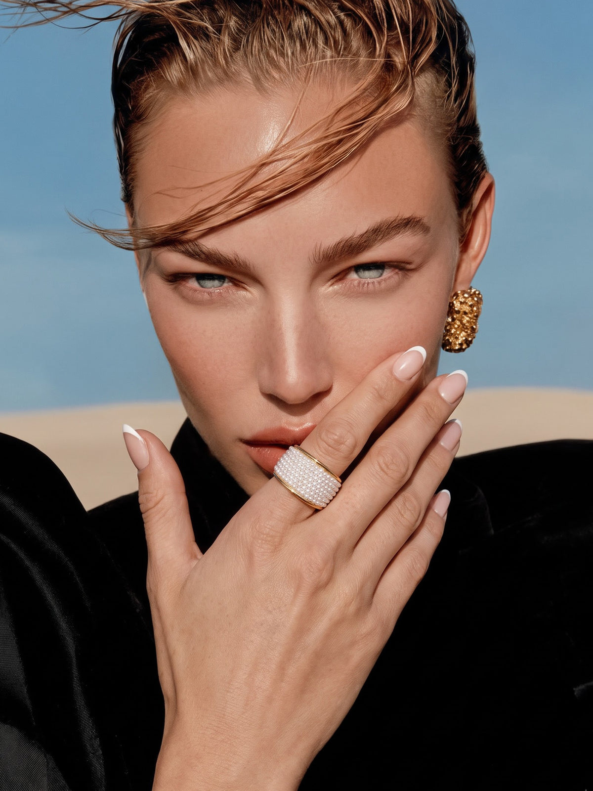 Avena Pearl Cluster Dome 18K Gold Plated Ring