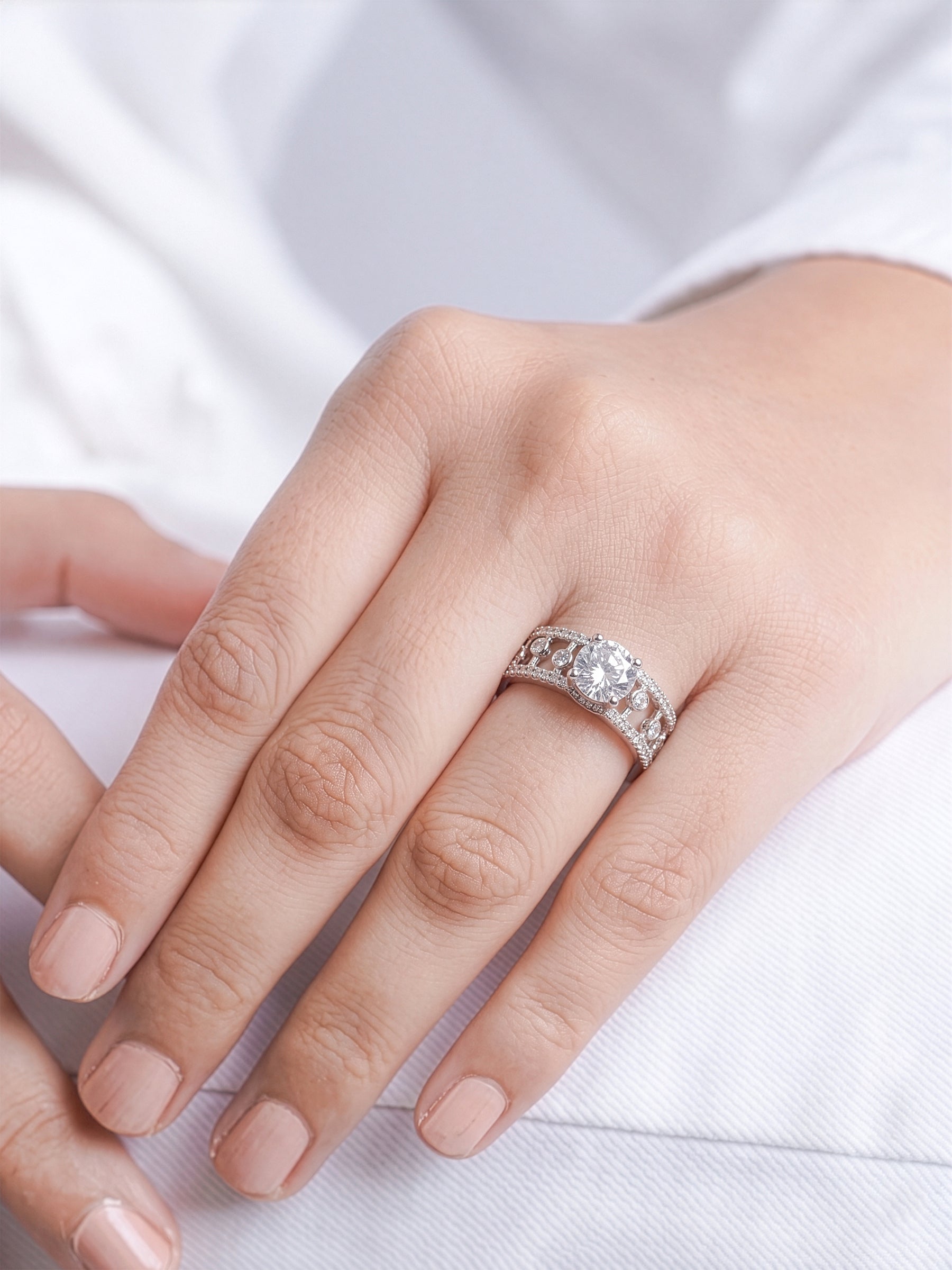 Averin Round Silver Diamond Solitaire Women's Ring
