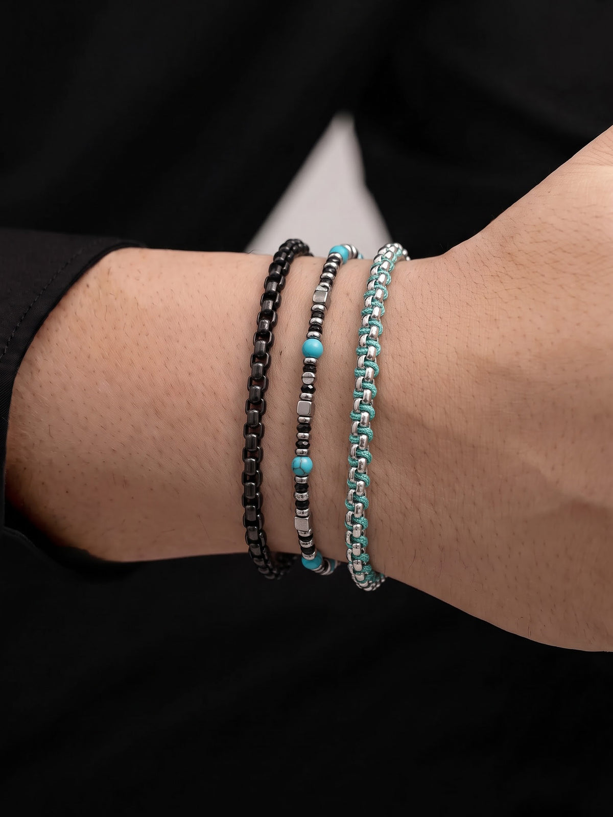 Avric Round Box Beaded Turquoise Black - Silver Men's Loose Chain Bracelet Set