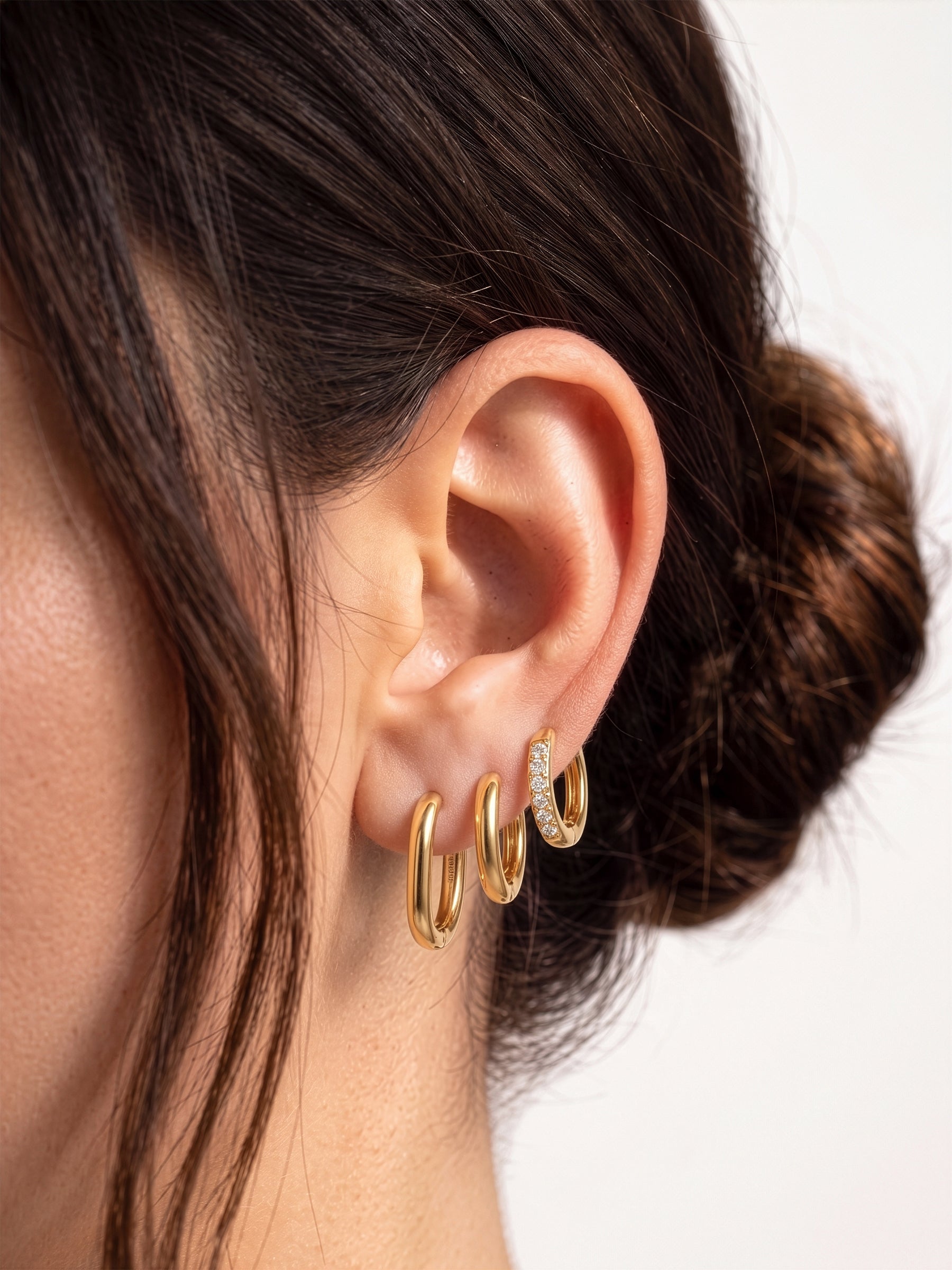 Ayra Gold Tone Huggie 18K Gold Plated Women's Hoop Earrings Set