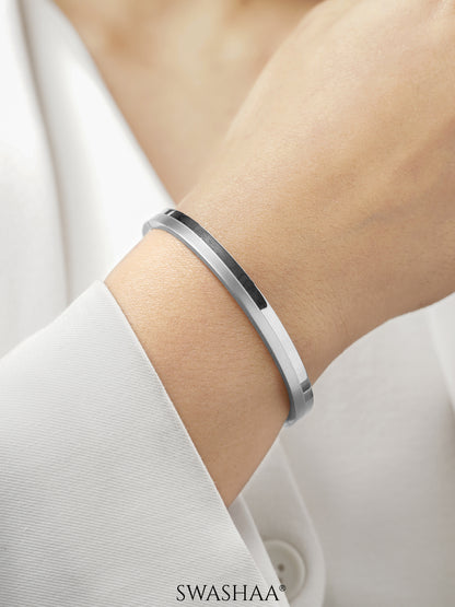 Benjomia Finish Tone Silver Bracelet