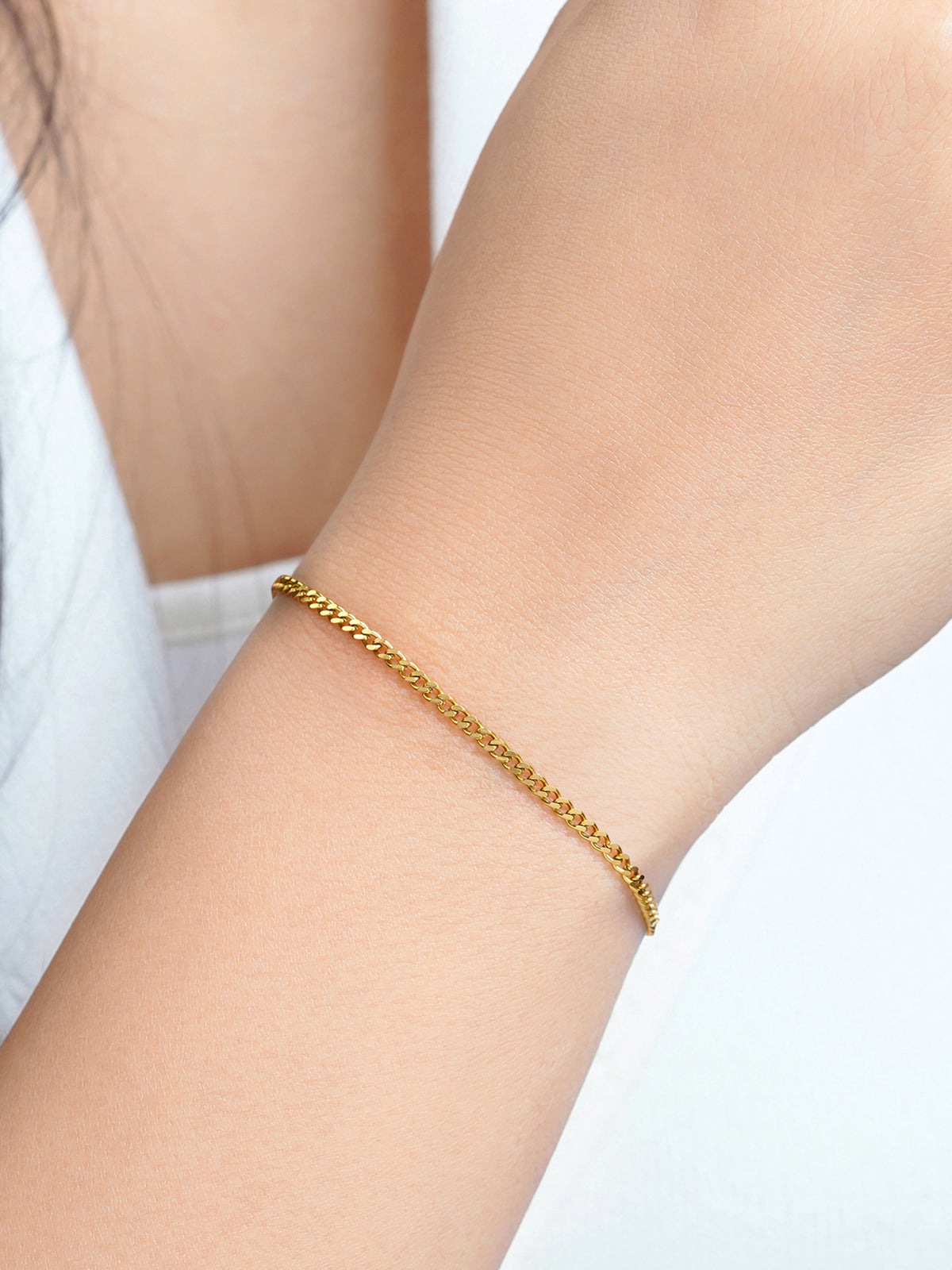 Cuban Chain 2MM 18K Gold Women's Bracelet