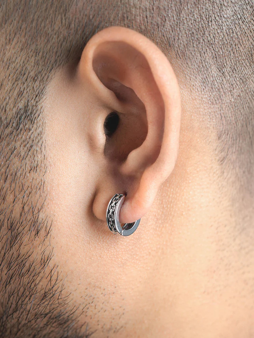 Drayden Chainlink Men's Huggies Hoop Earrings