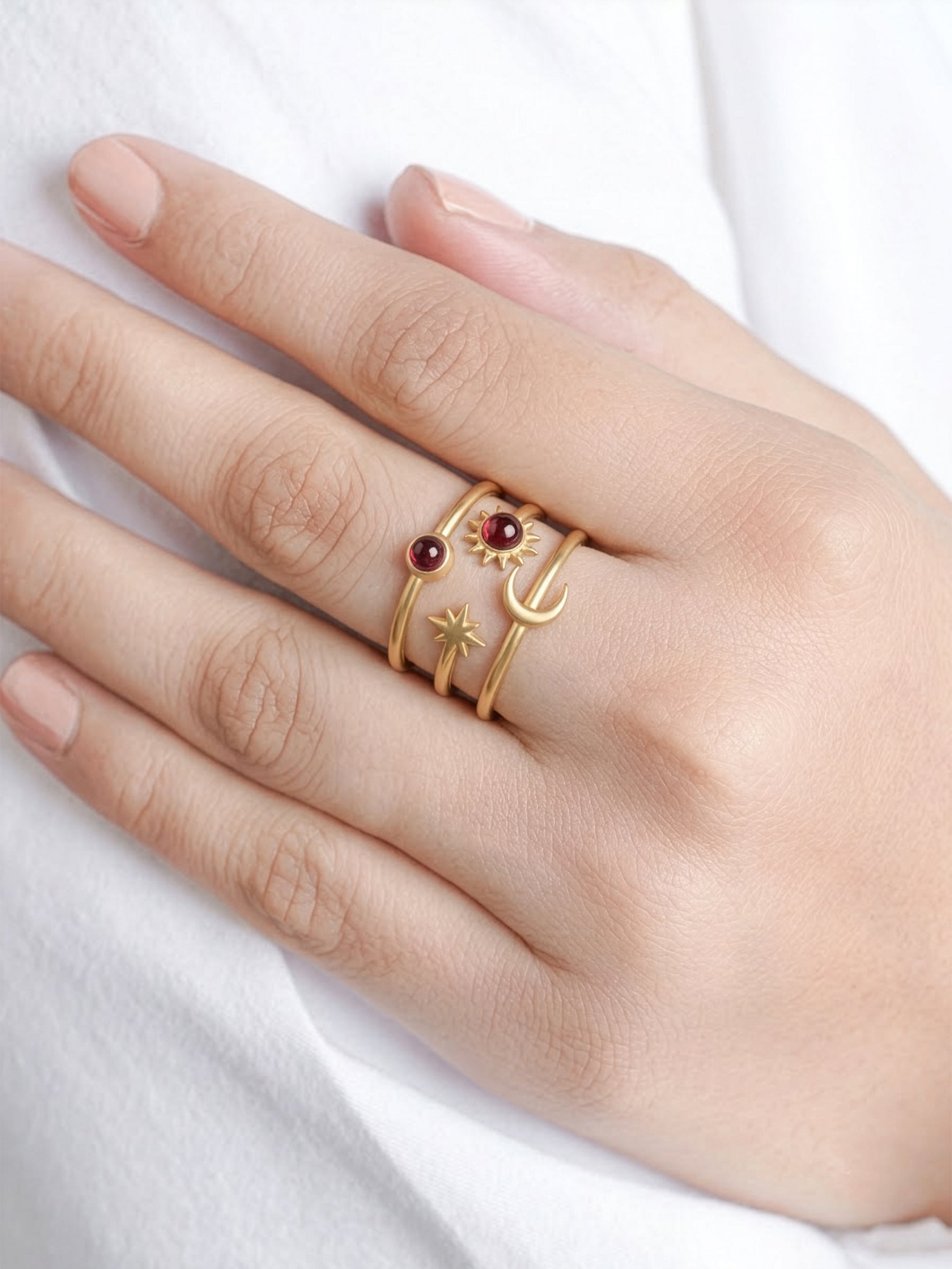 Dulora Red Sun Moon Star Charms 18K Gold Plated Women's Ring