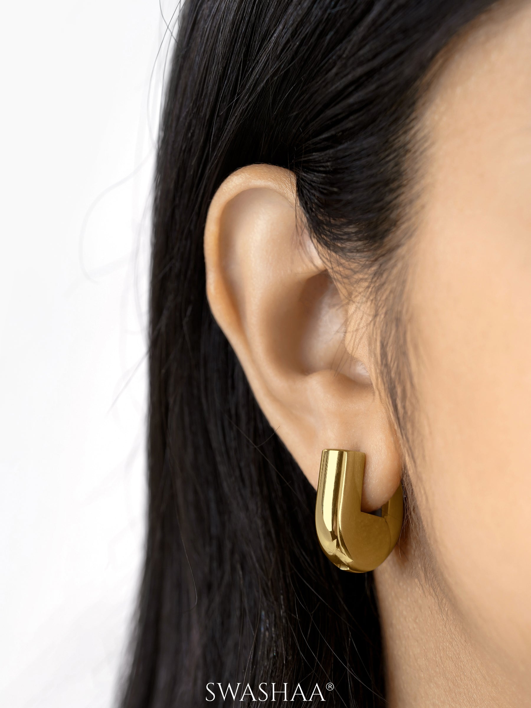Elva Chunky Half Hoop 18K Gold Plated Earrings